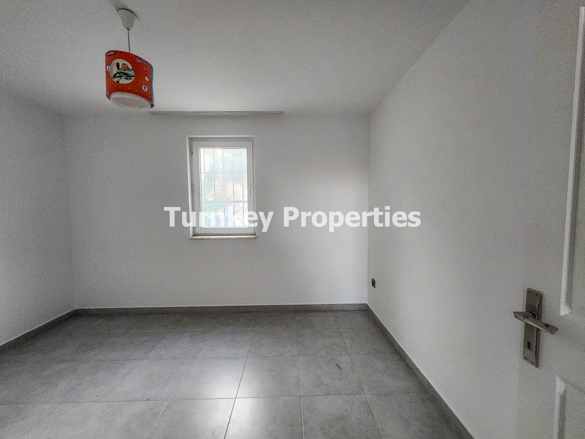 Gümüşlük Sahile Yakın, Manzaralı Senelik Kiralık 2 Yatak Odalı Ev