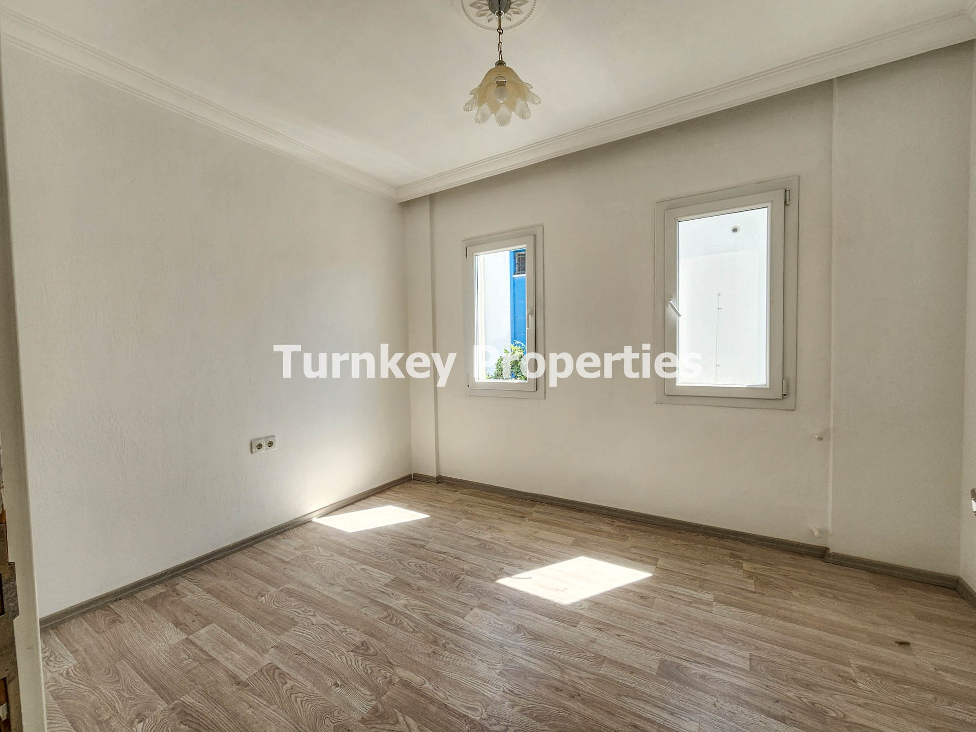 Farilya Satılık Daire Geniş Balkonlu Açık Doğa Manzaralı, Üst Kat