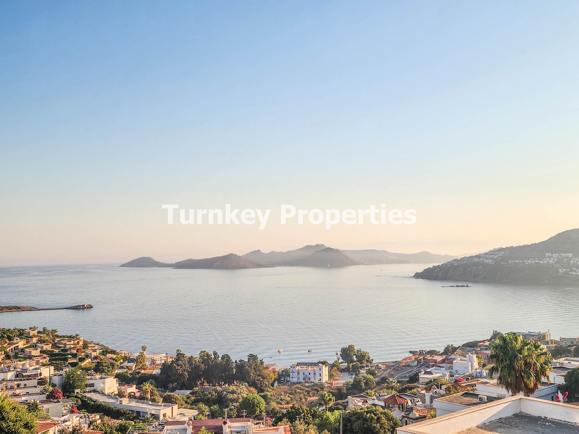 Bodrum Koyunbaba'da Satılık Müstakil Ev Deniz Manzaralı, Aidatsız
