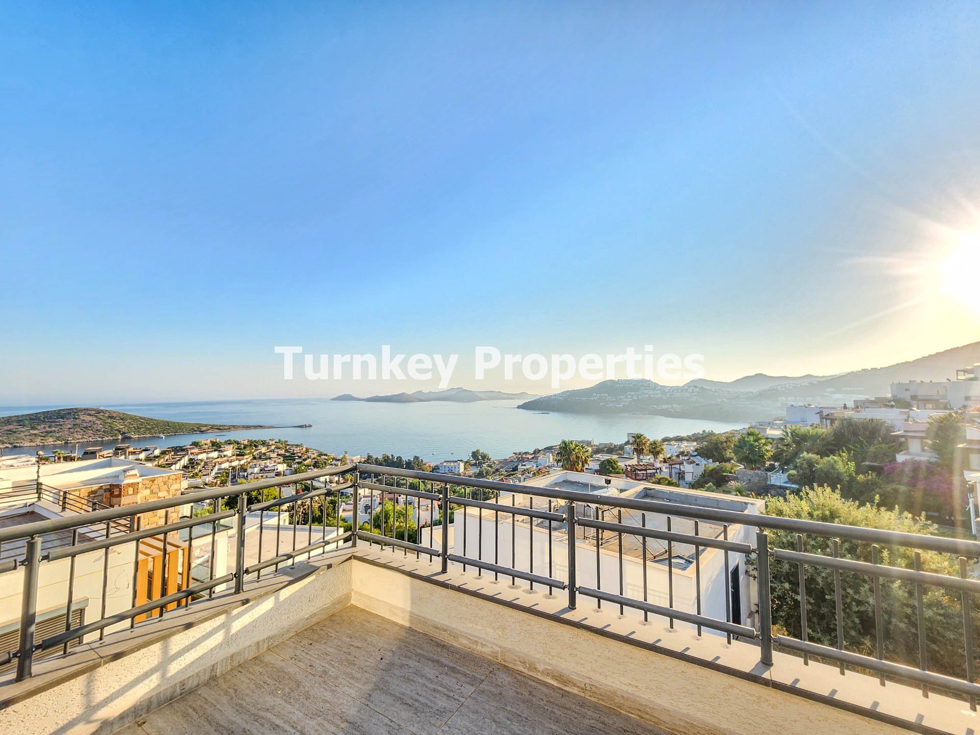 Bodrum Koyunbaba'da Satılık Müstakil Ev Deniz Manzaralı, Aidatsız