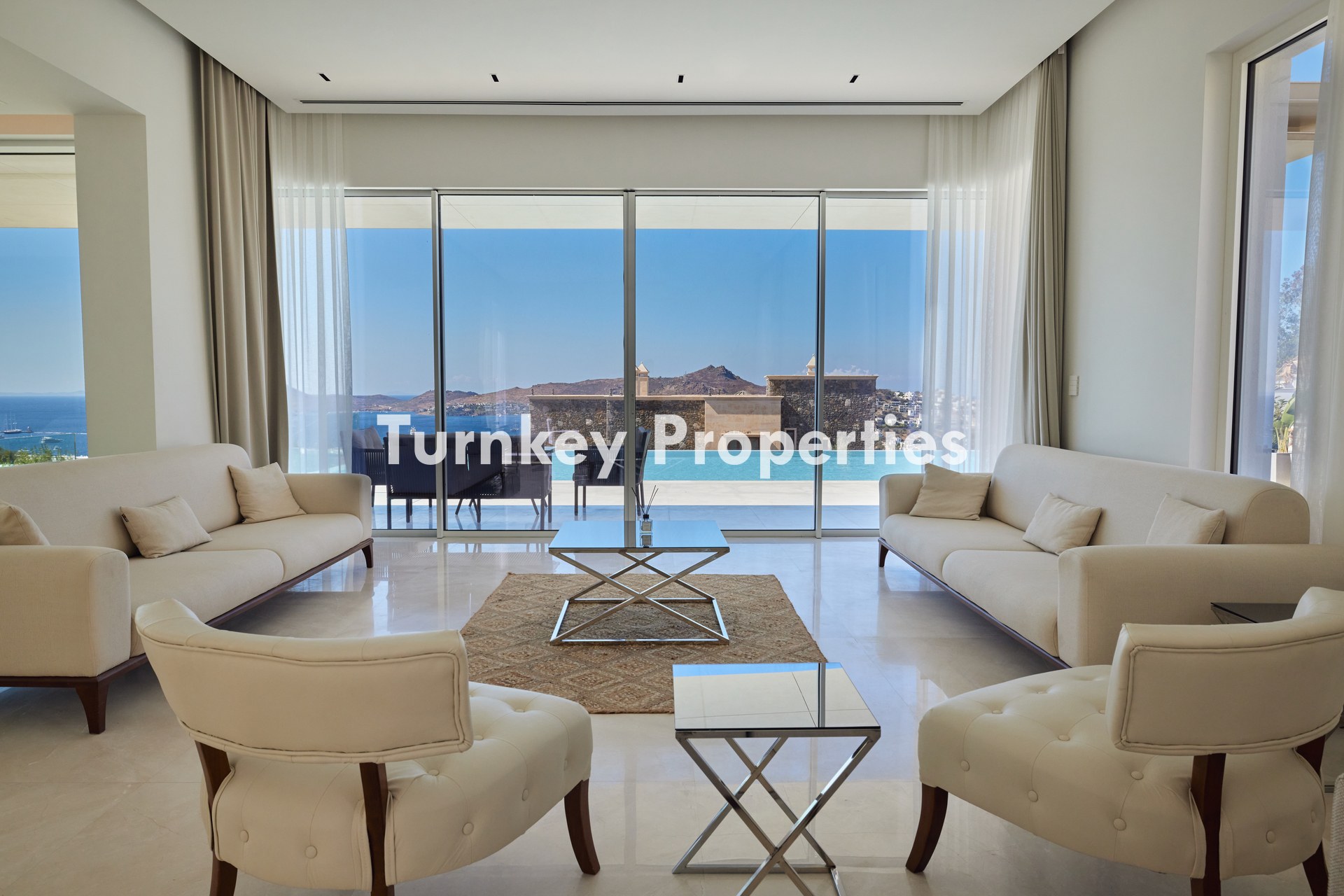 Yalıkavak Marina Manzaralı Satılık Süper Lüks Özel Havuzlu Villa