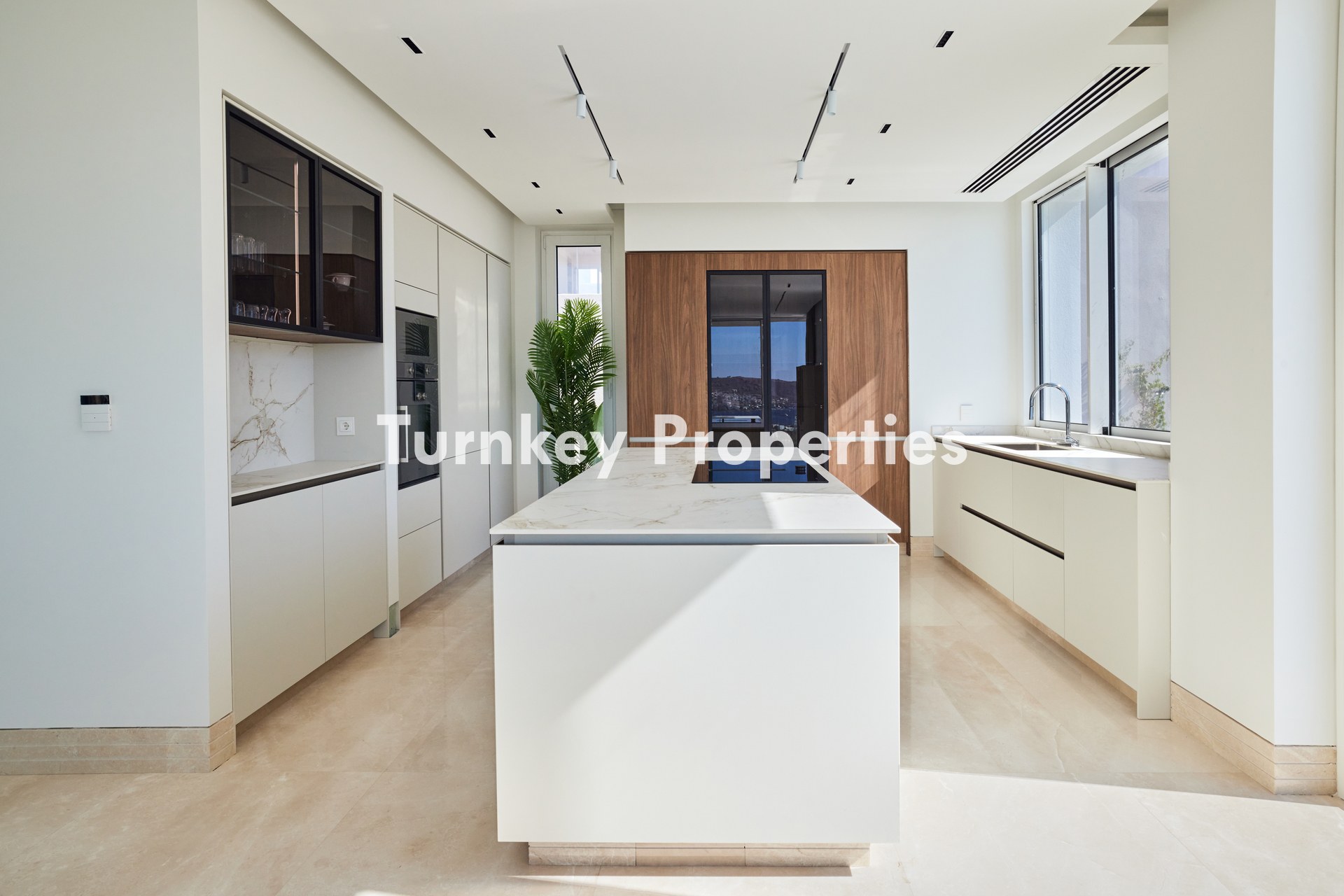 Yalıkavak Marina Manzaralı Satılık Süper Lüks Özel Havuzlu Villa