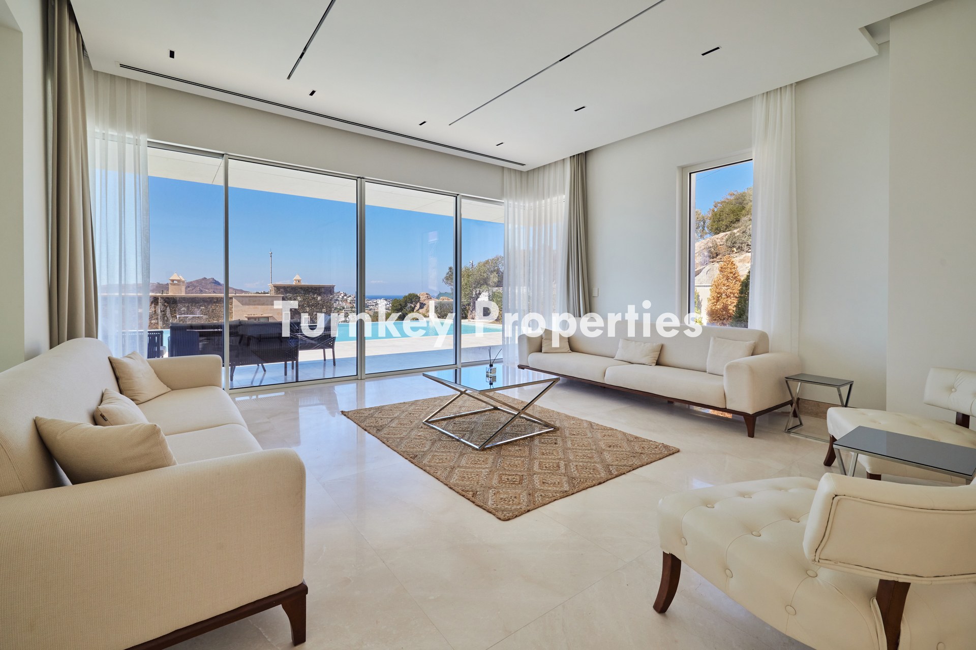 Yalıkavak Marina Manzaralı Satılık Süper Lüks Özel Havuzlu Villa