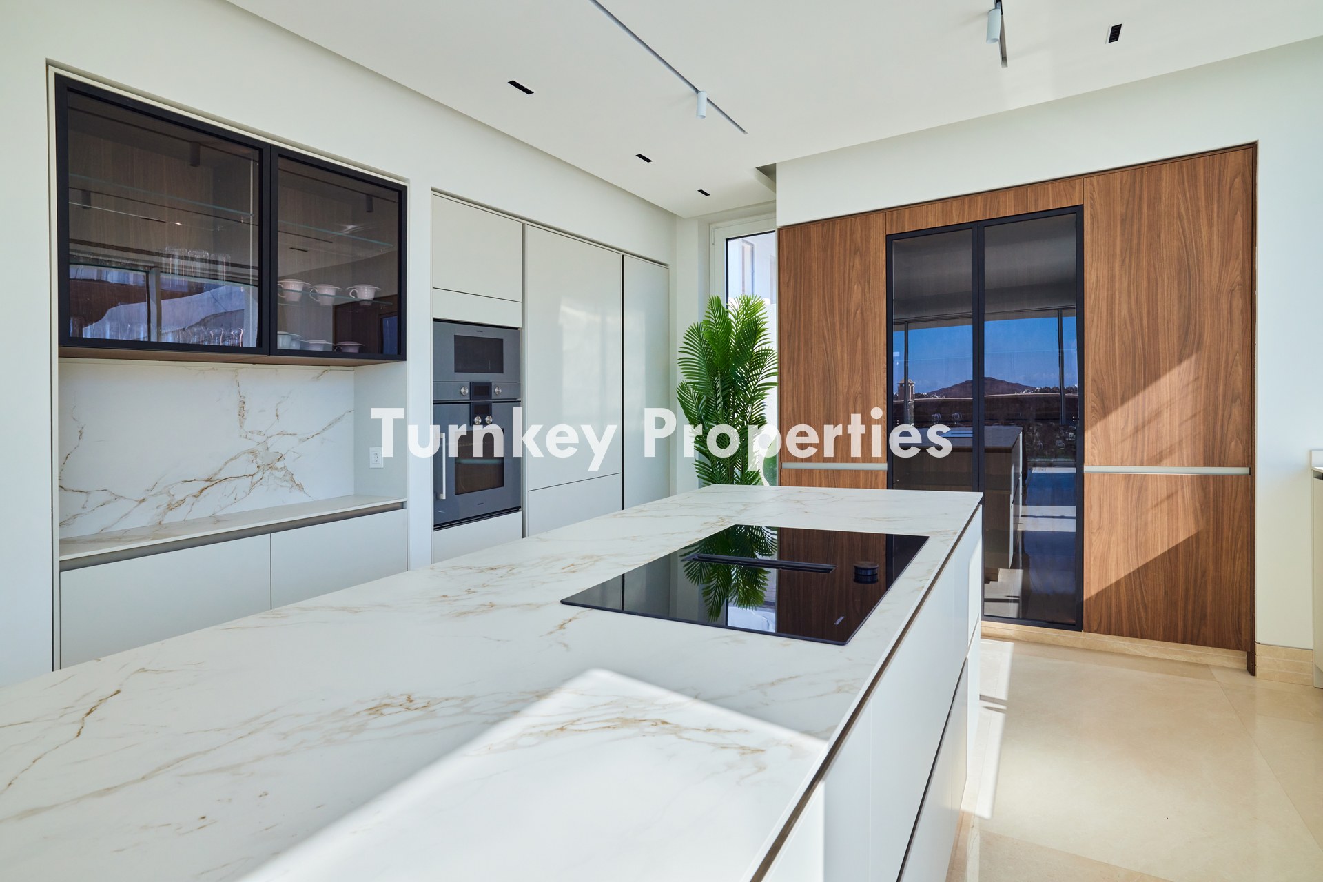 Yalıkavak’ta Satılık Trophy Villa, Marina Manzaralı Prime Konum