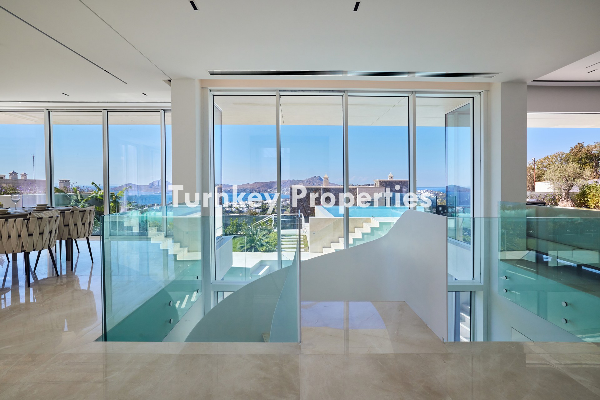 Yalıkavak’ta Satılık Trophy Villa, Marina Manzaralı Prime Konum