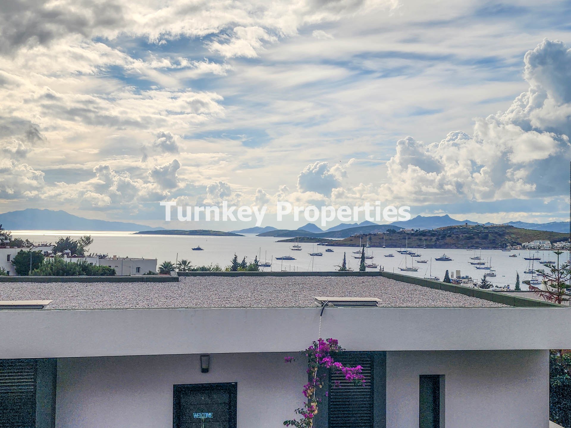 Bodrum Reef Terrace Kiralık Deniz Manzaralı 3+1 Bahçe Dubleks Evi