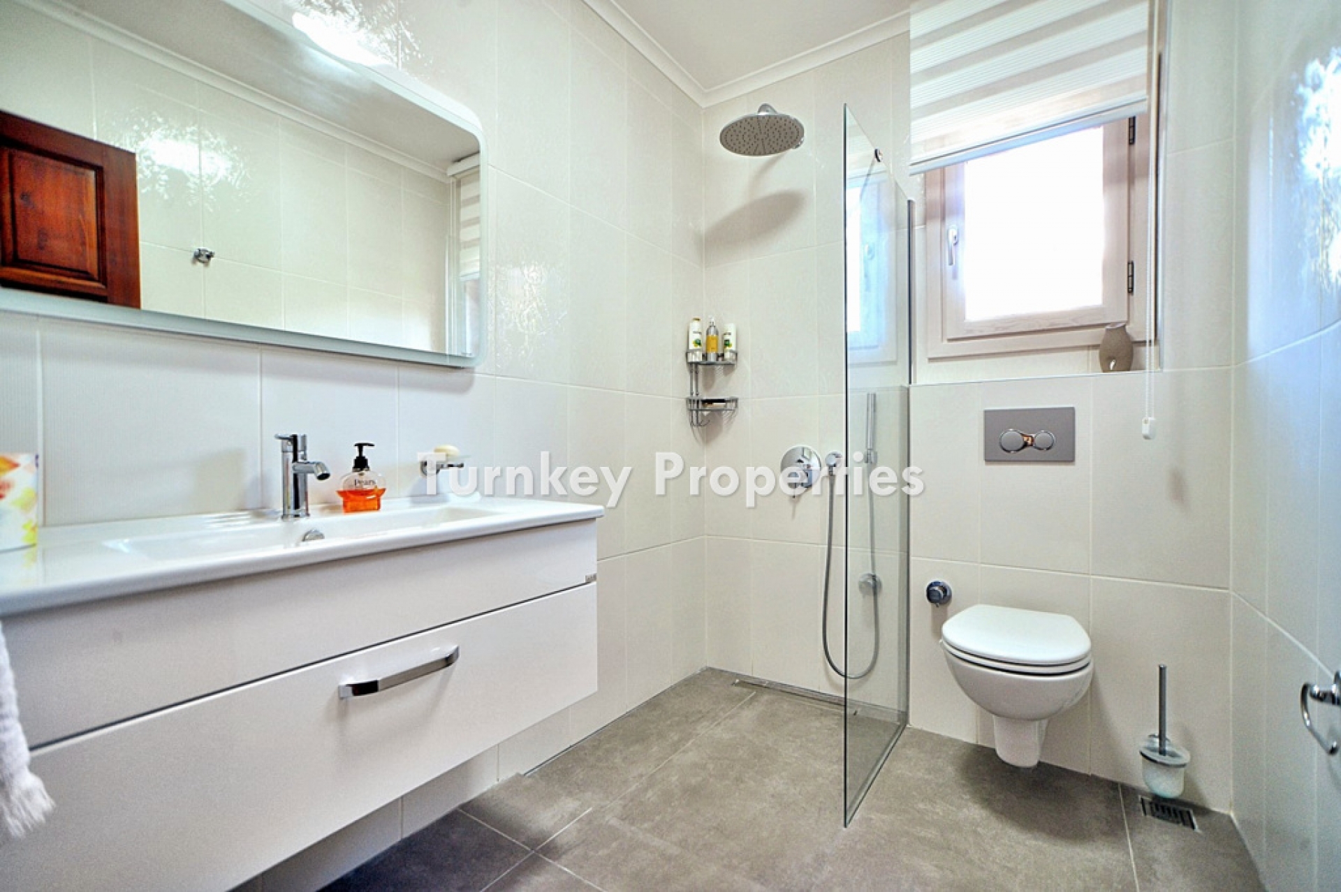 Yalıkavak'ta Satılık Lüks Villa, Özel Havuzlu, Bahçeli, Deniz Manzaralı