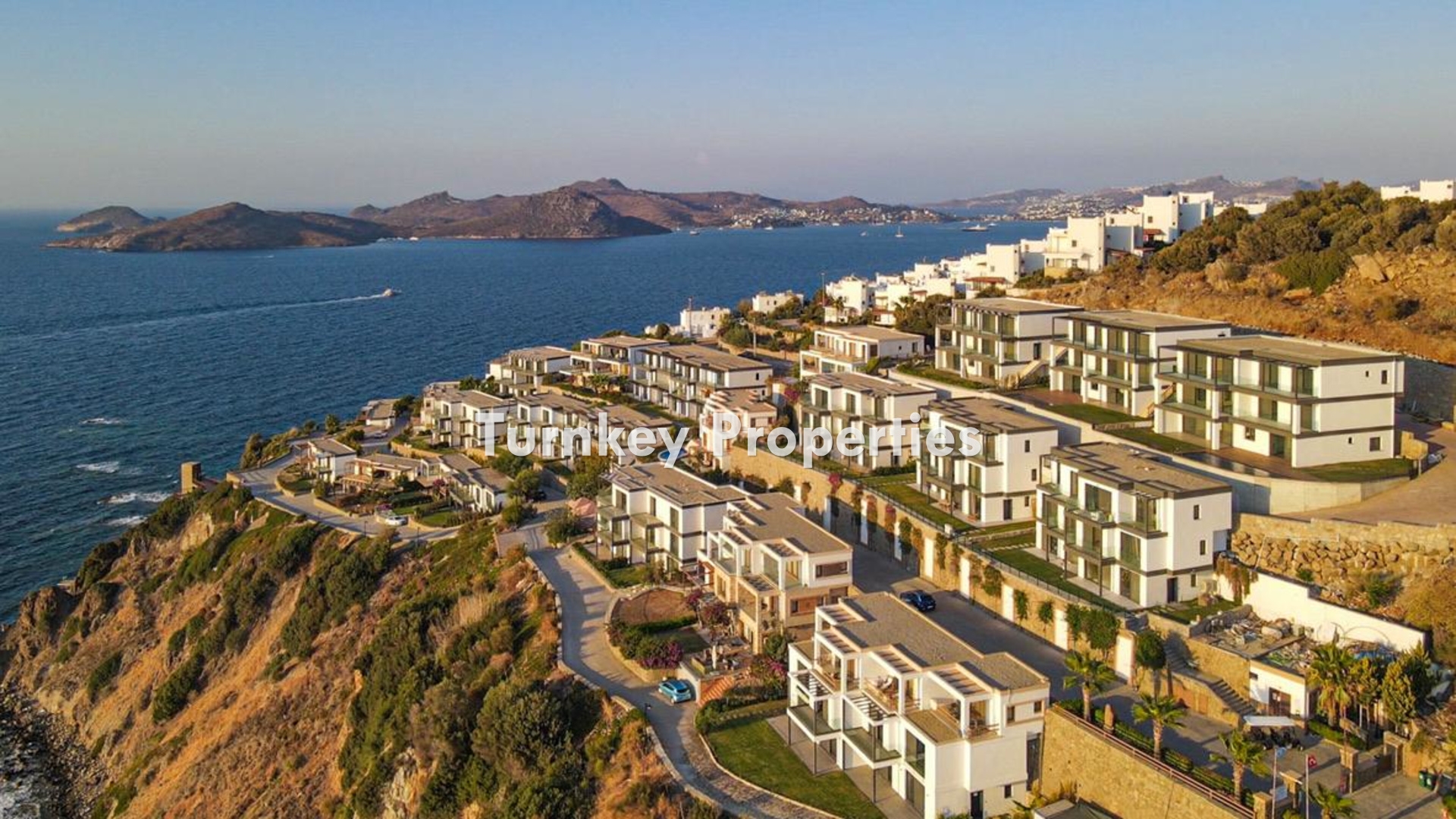 Yalıkavak Yalı Evleri Satılık Dubleks Villa Denize Sıfır Gün Batımı