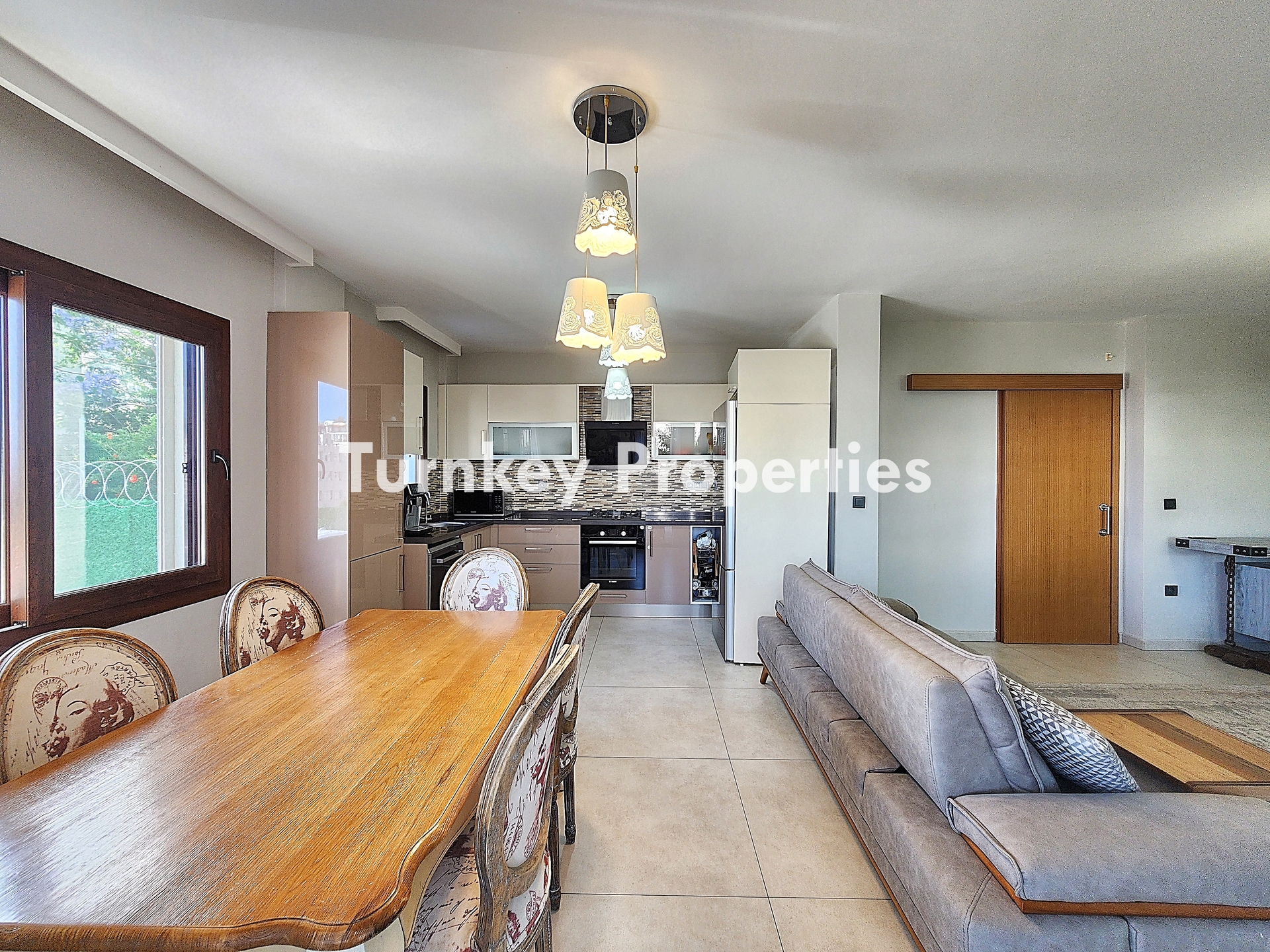 Bodrum Konacık Kiralık Ev, Eşyalı, Bahçeli, Özel Otoparklı, Merkezi