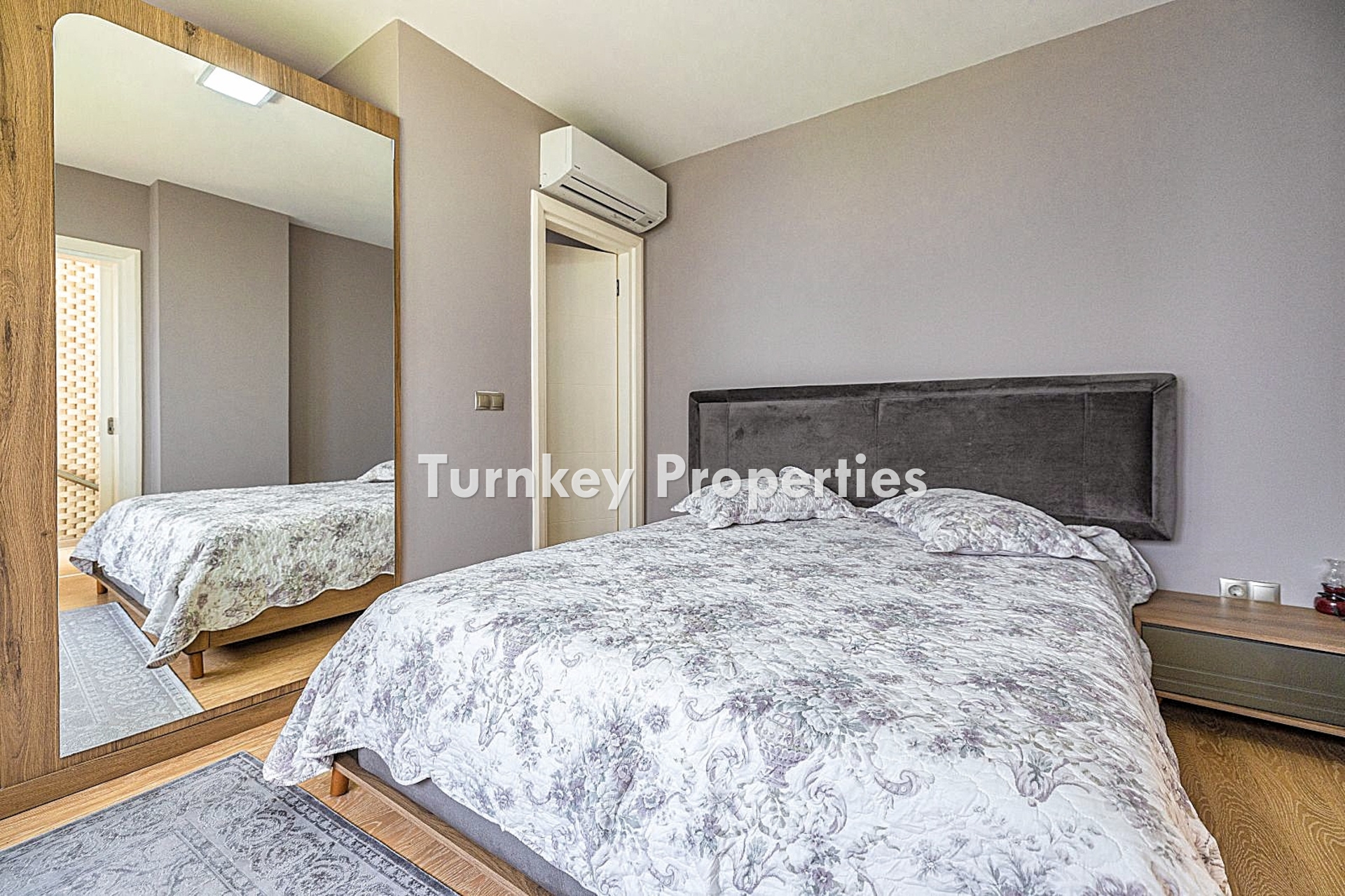 Bodrum, Yalıkavak'ta Deniz Manzaralı, Özel Havuzlu 5+1 Satılık