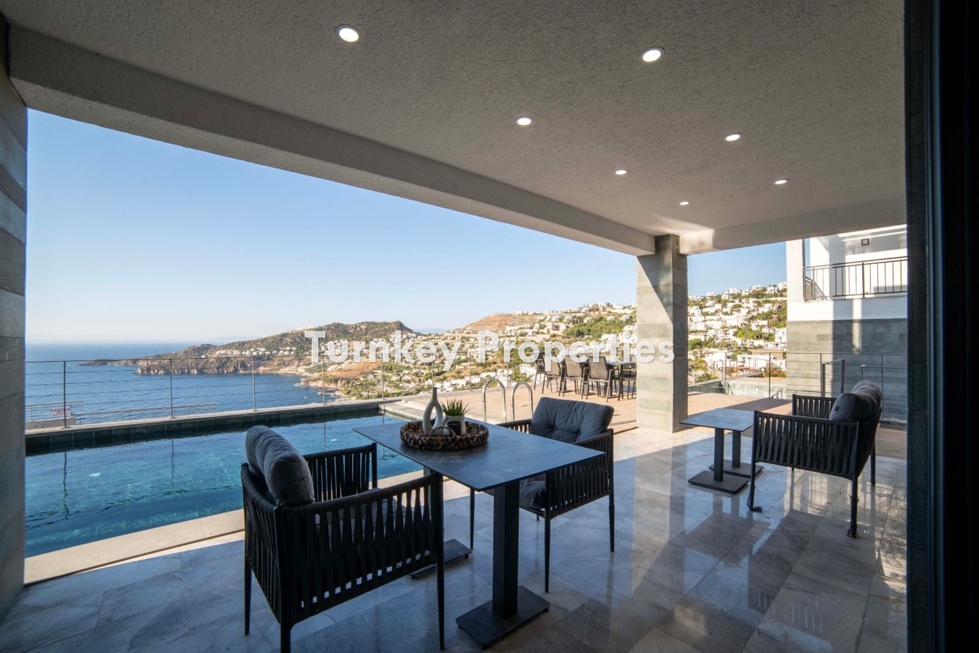 Bodrum Yalıkavak Satılık Villa ve Daire Modern Tasarımlı