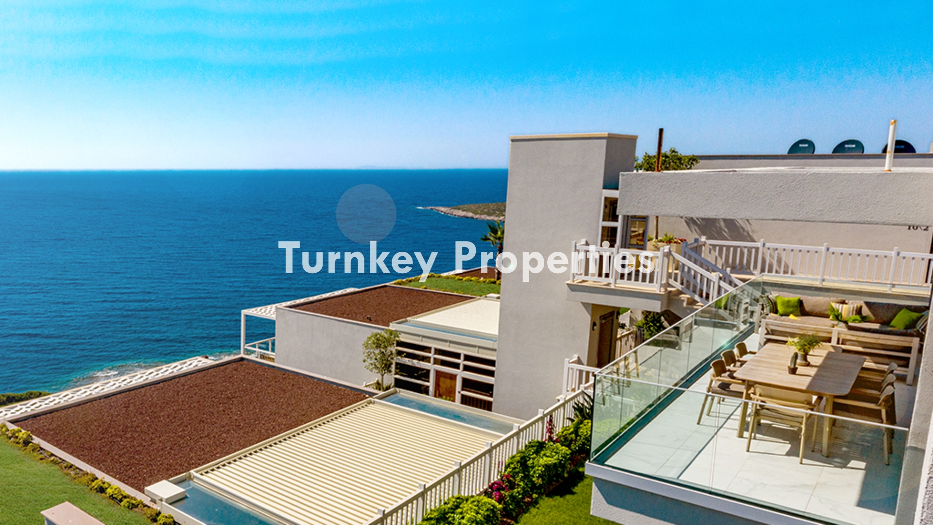 Gümüşlük Koyunbaba’da Deniz Manzaralı Satılık Daire Denize Sıfır