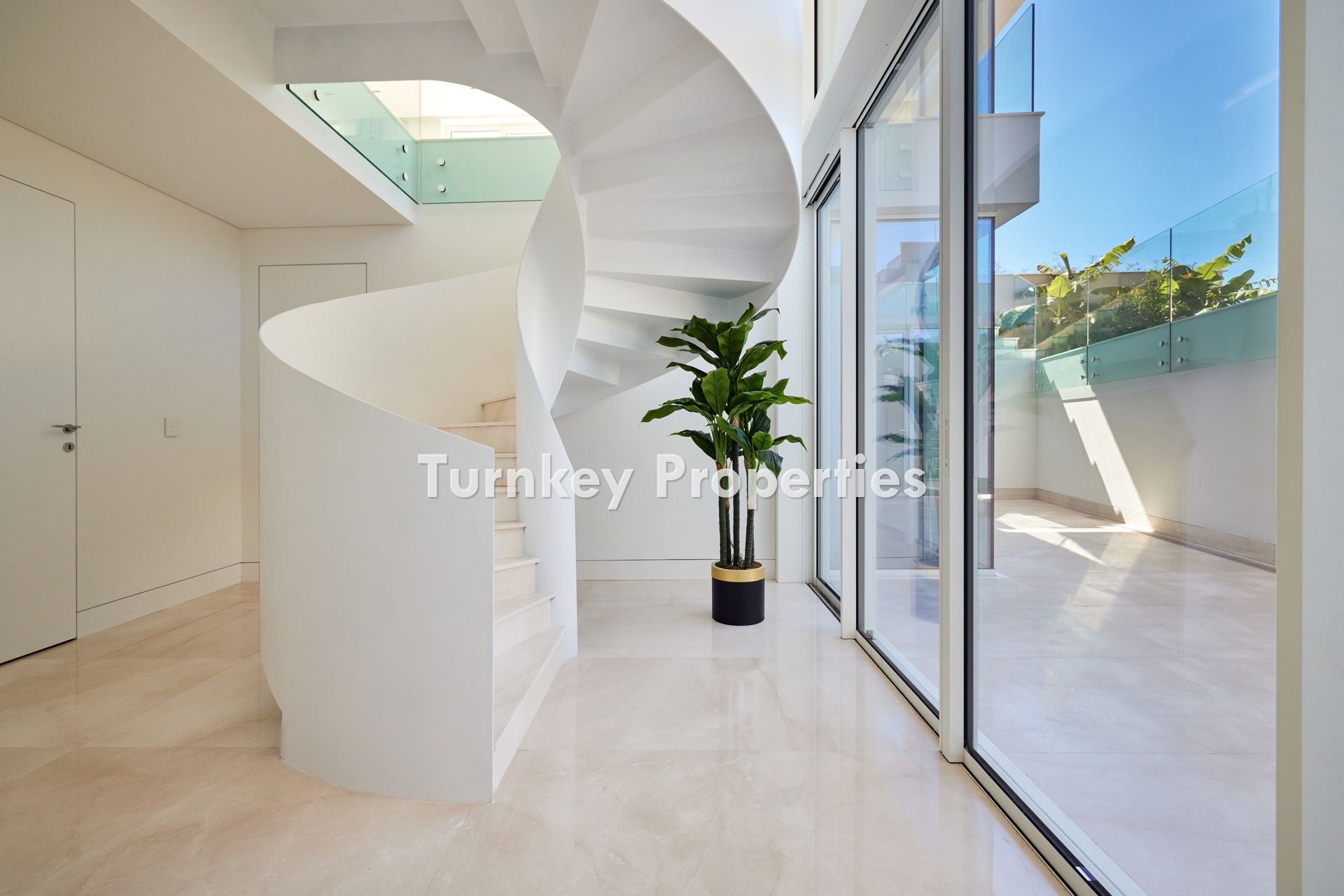 Yalıkavak Satılık Villa Deniz Manzaralı Özel Havuzlu Akıllı Sistem