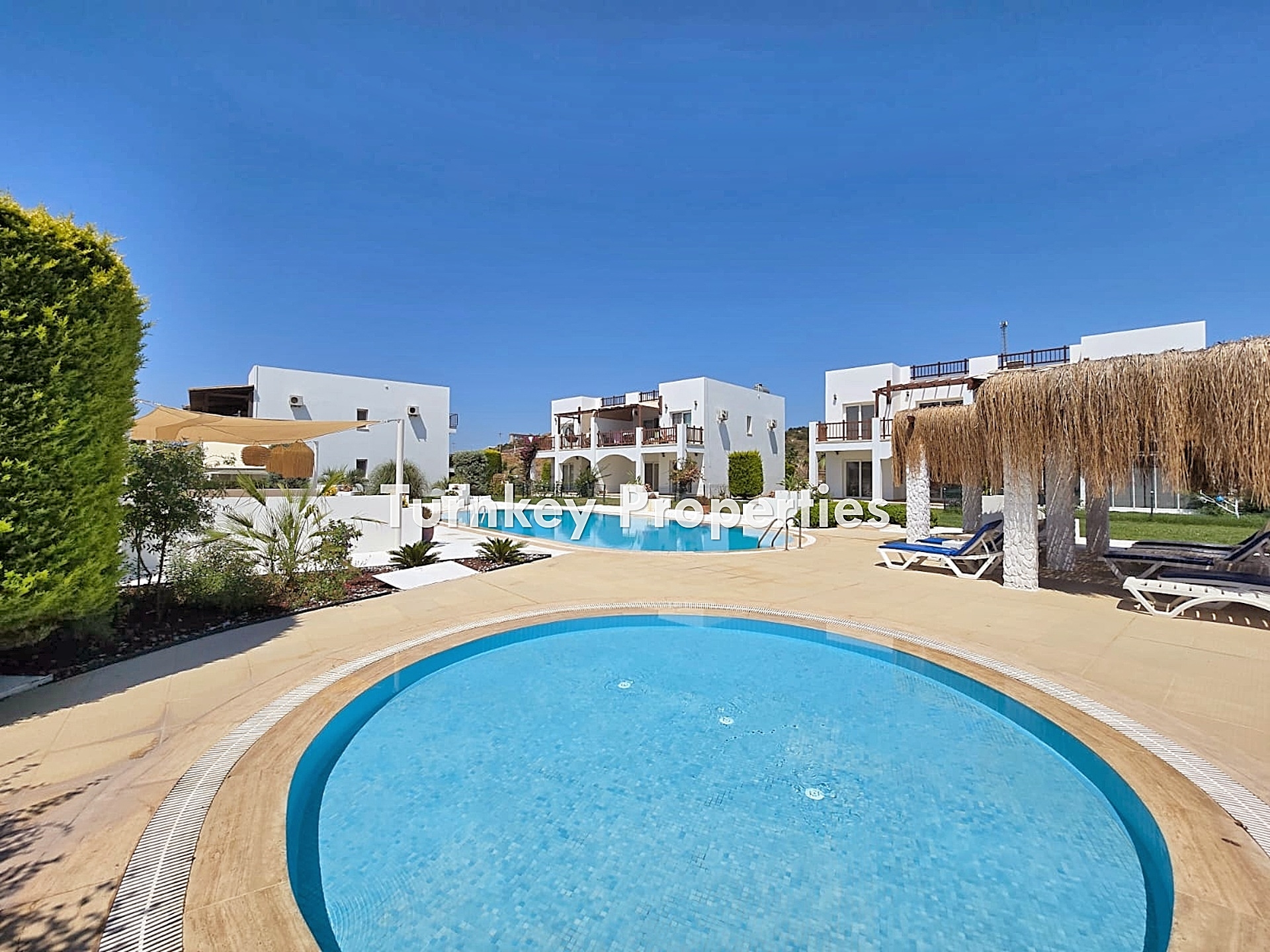 Milas Boğaziçi Golf Life Satılık Bahçe Katı Daire Göl ve Doğa Manzaralı