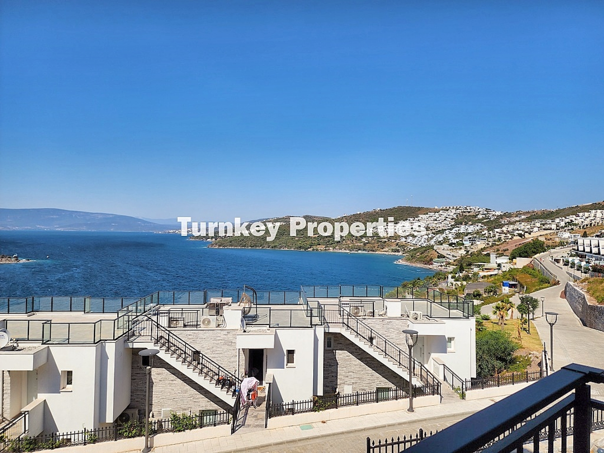 Adabükü Satılık Konut Doğa İçinde Geniş Sosyal Alanlı Proje Yaşam