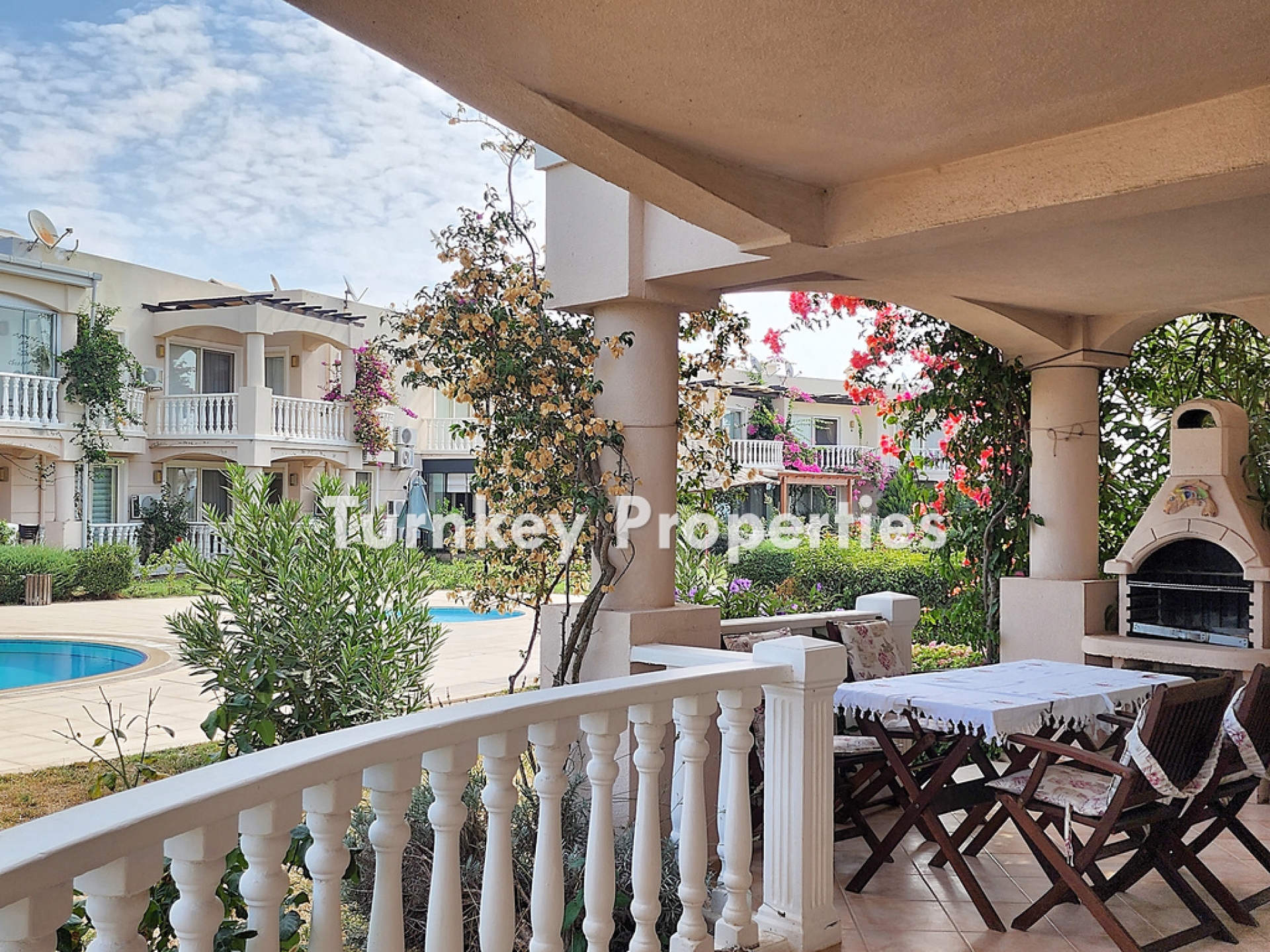 Milas Satılık Daire Flamingo Country Club Göl Manzaralı Yaşam