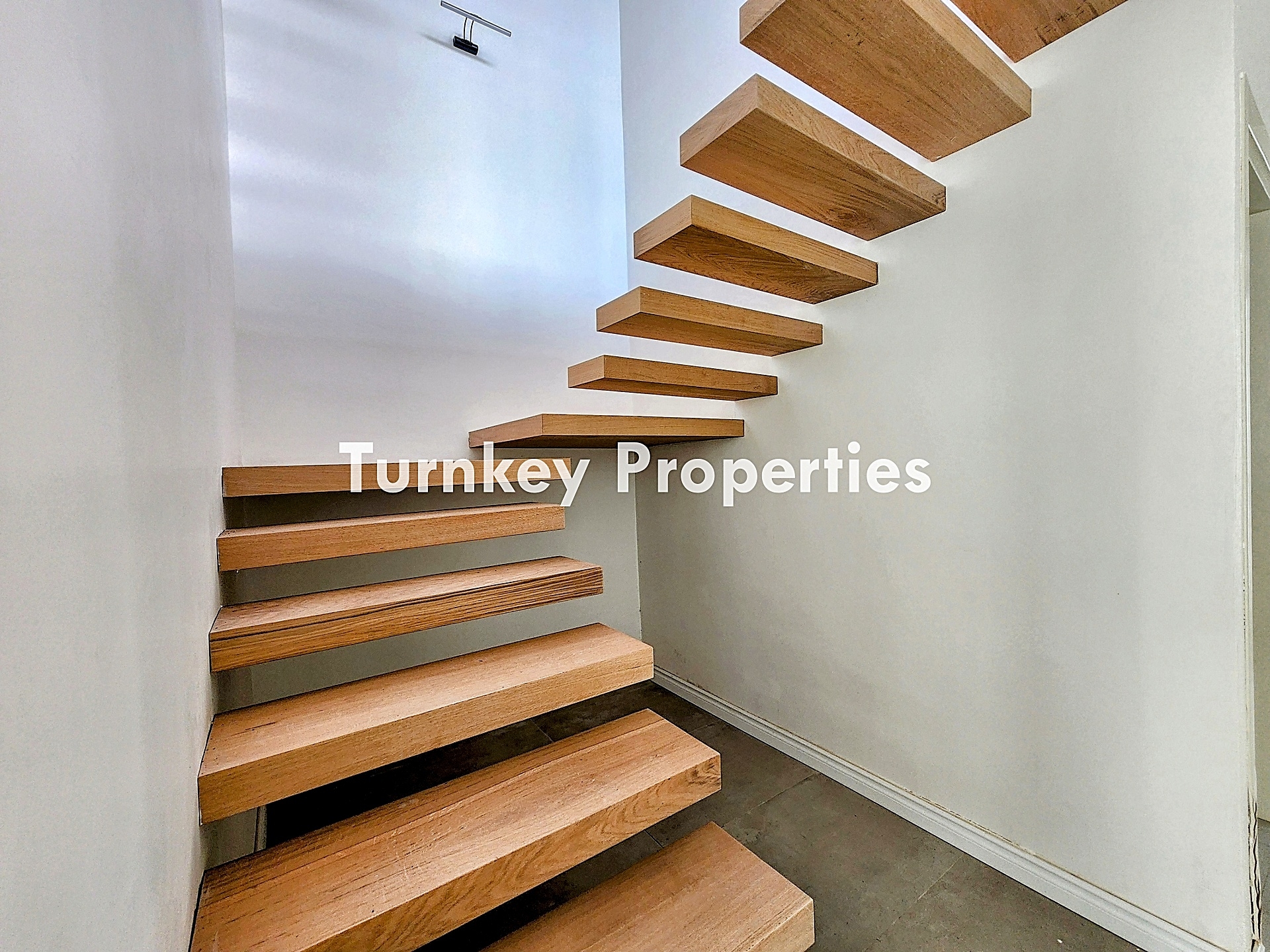 Gölköy, Bodrum’da Denize 250 Metre Mesafede Özel Havuzlu Satılık Villa