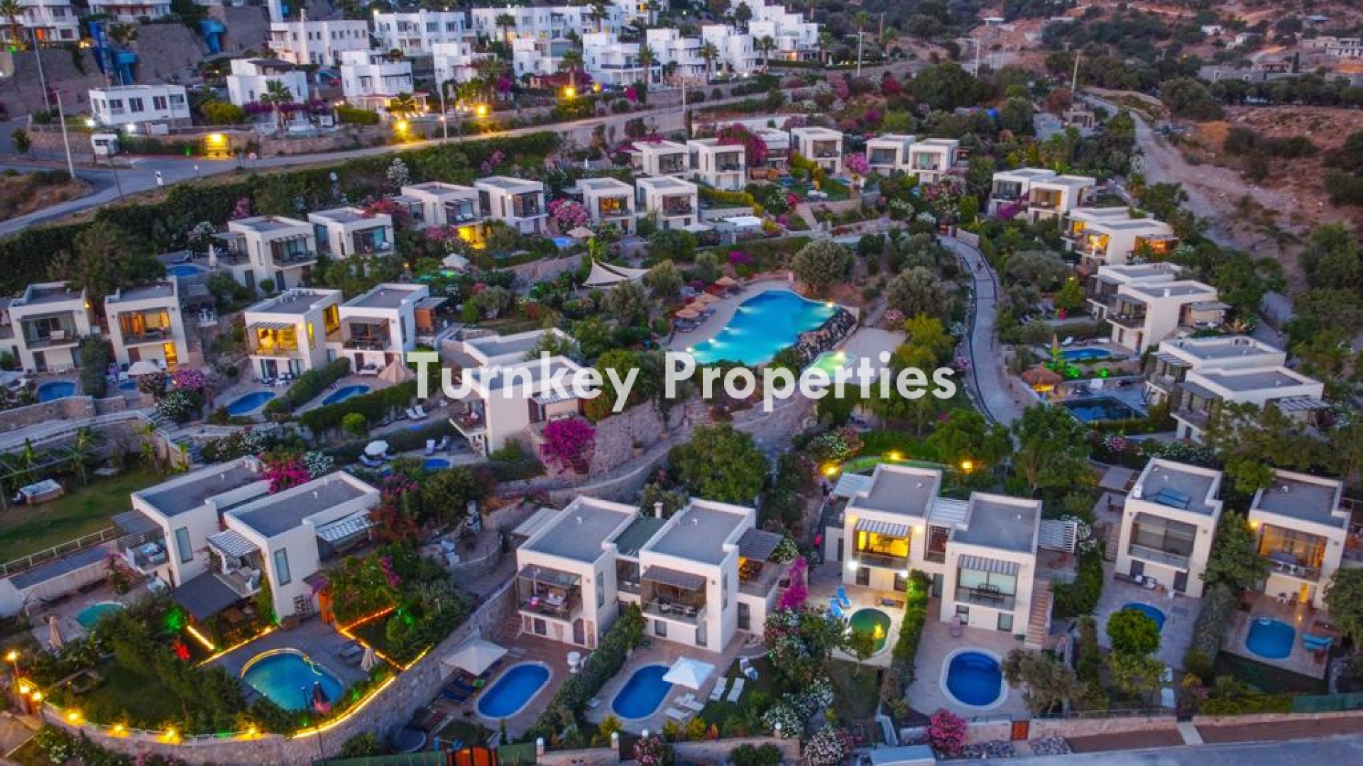 Yalıkavak Satılık Villa Deniz Manzaralı Özel Havuzlu Bahçeli