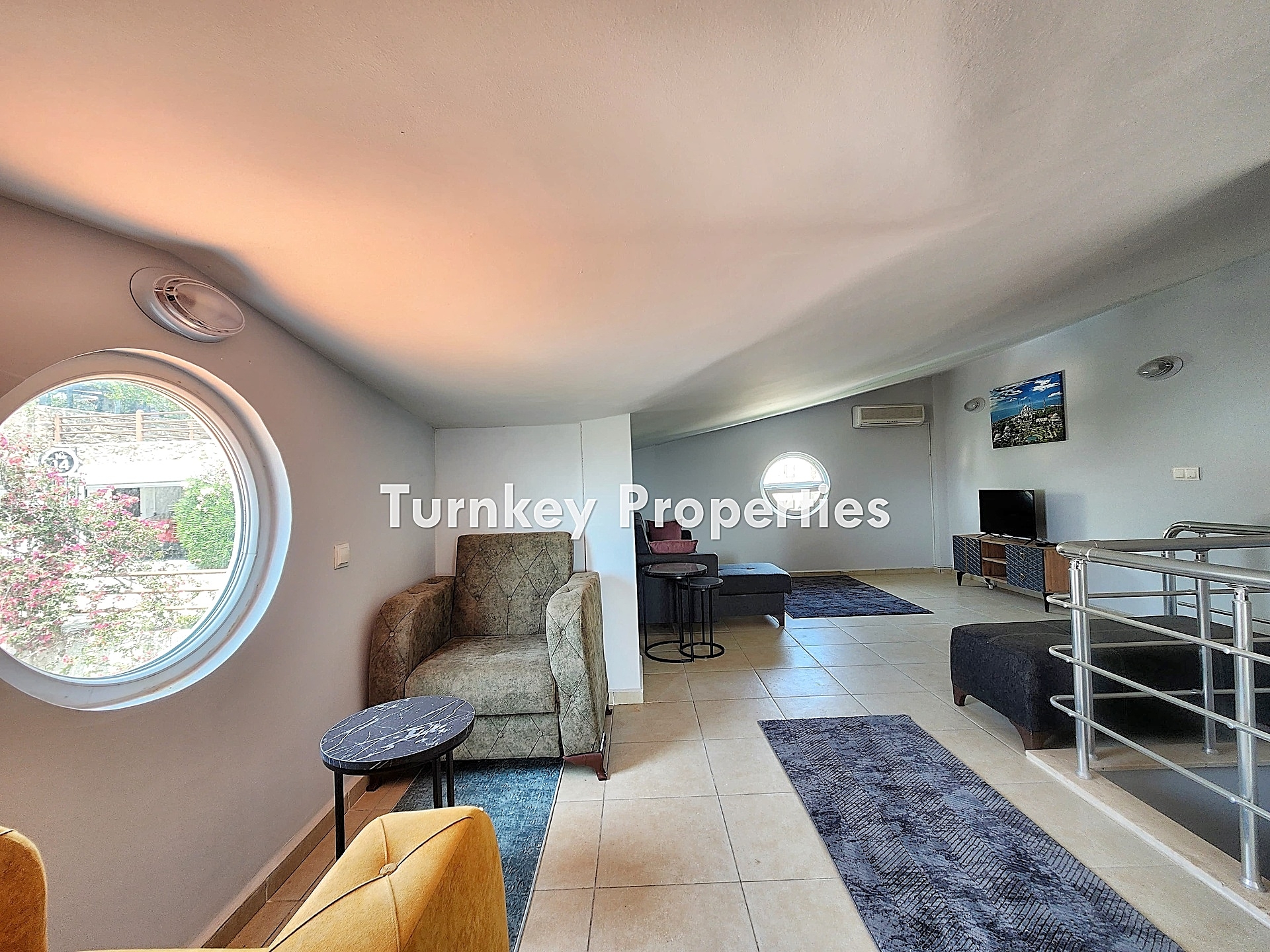 Dörttepe Satılık Dubleks Göl Manzaralı Site İçinde Ev Bahçeli Yeni