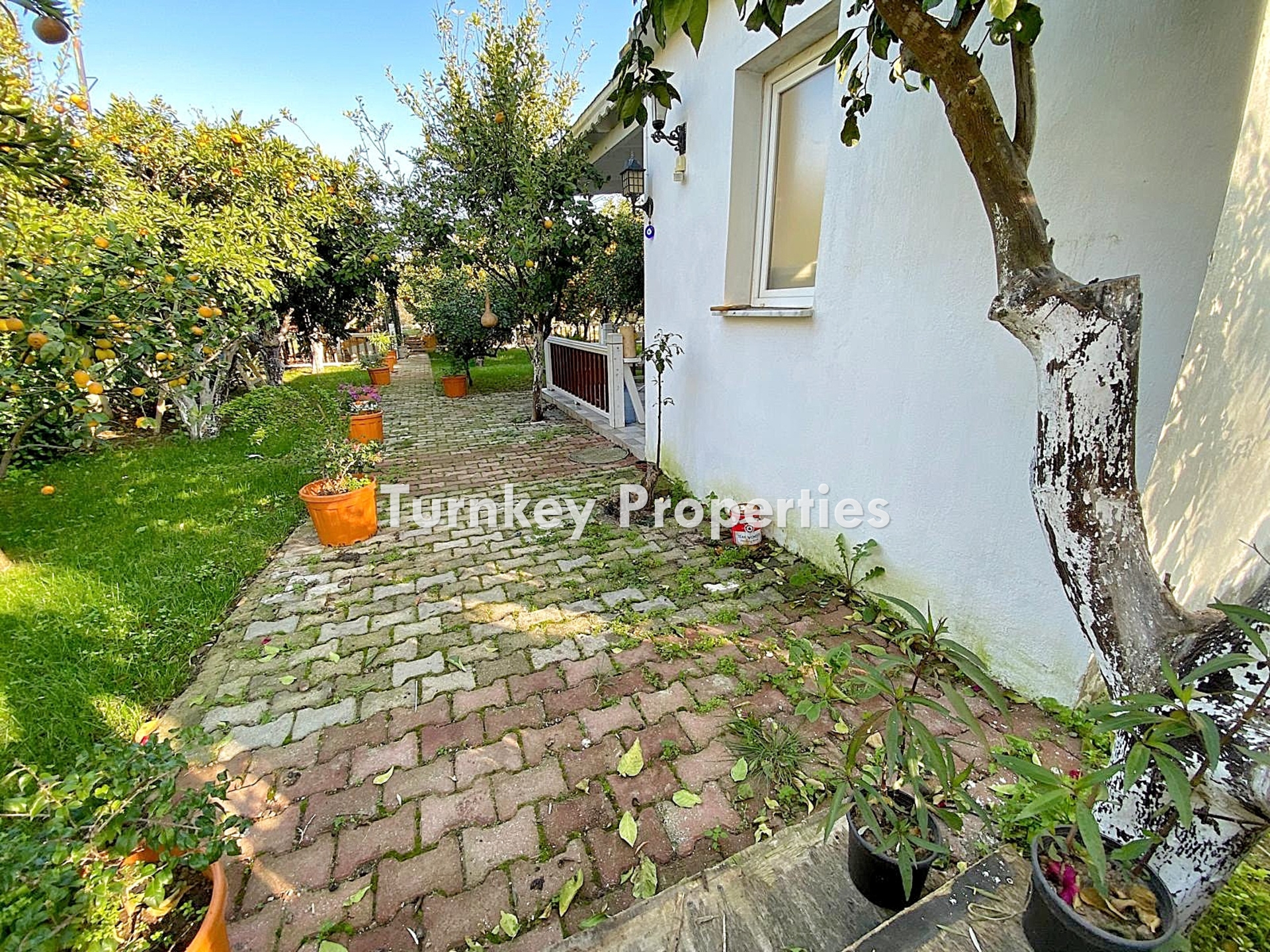 Gündoğan Satılık Arsa Bahçeli Evli Merkezi Konum Yatırım Getirili