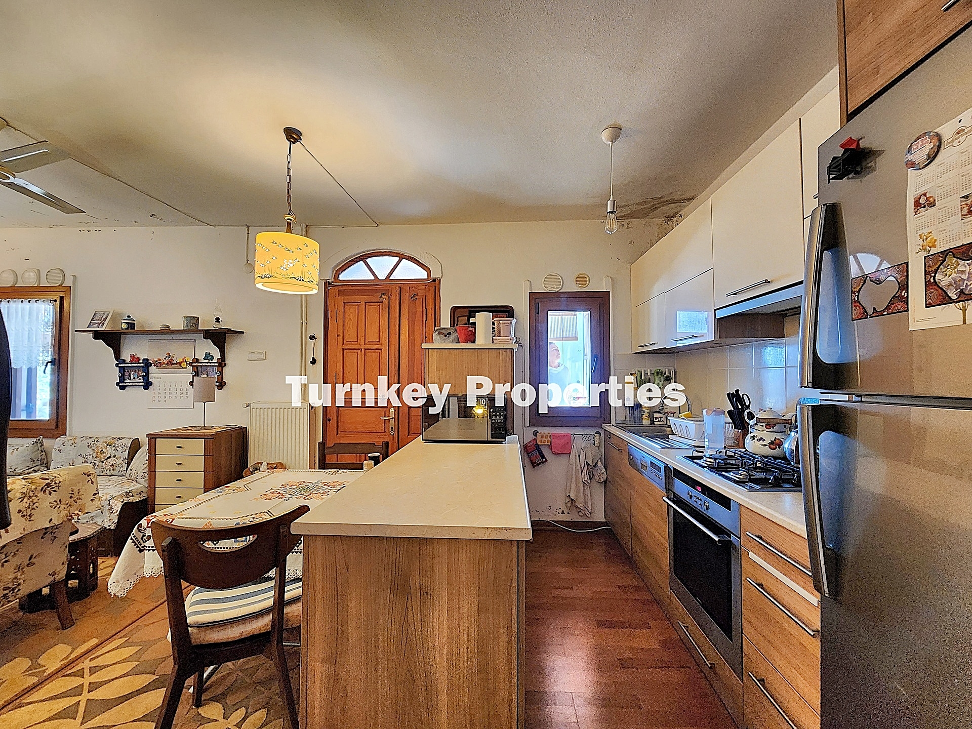 Bodrum Bitez Aktur Sitesi Satılık 3+2 Villa Deniz Manzaralı Bahçe