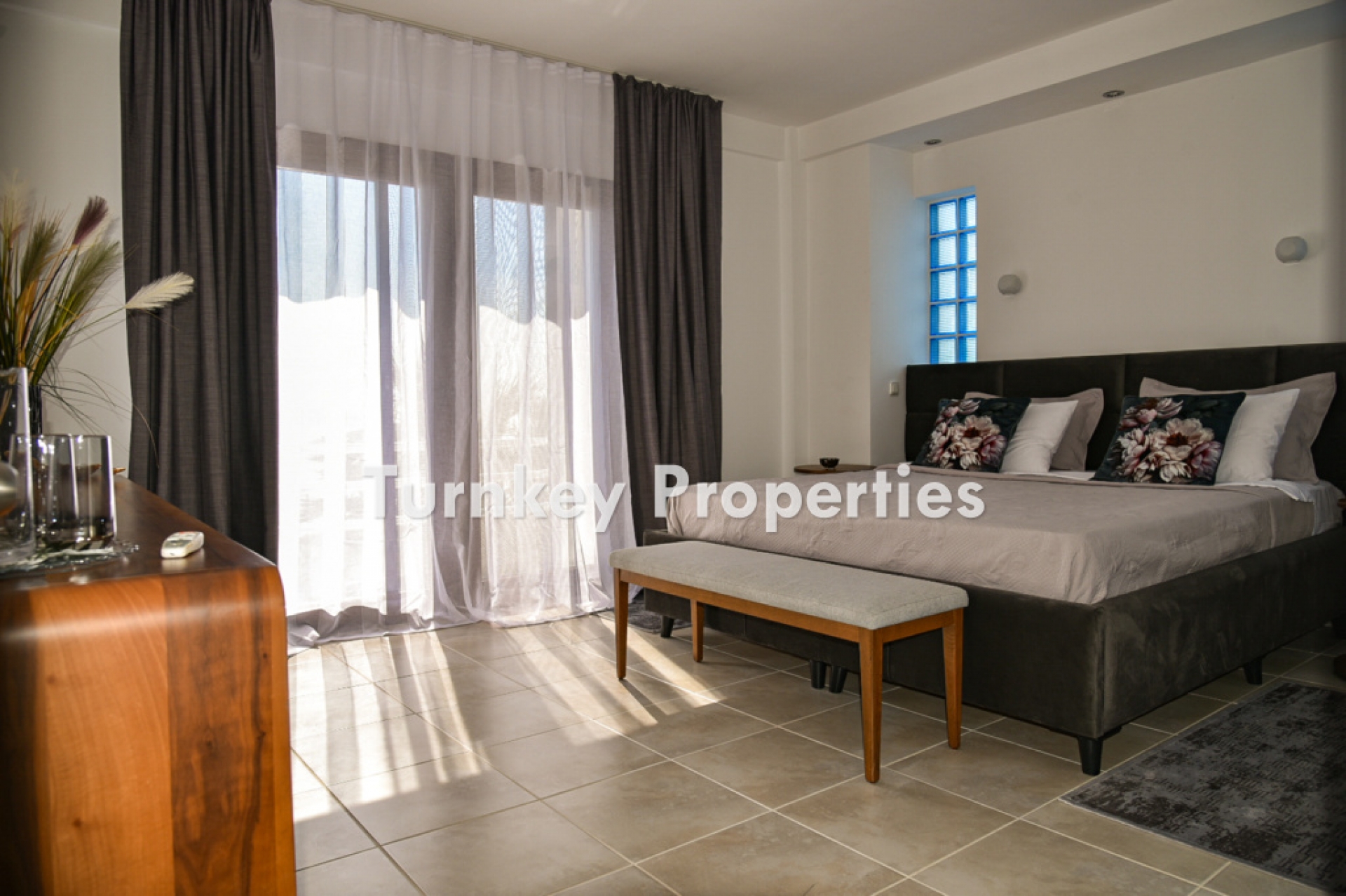 Yalıkavak Satılık Villa Deniz Manzaralı Özel Havuzlu Seçenek