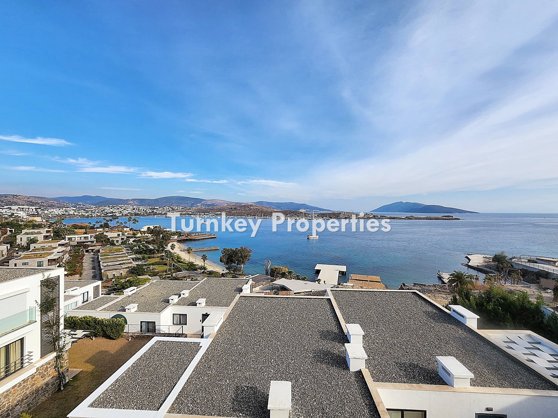 Bitez Gümbet Arası Satılık Denize Sıfır Deniz Manzaralı Daire