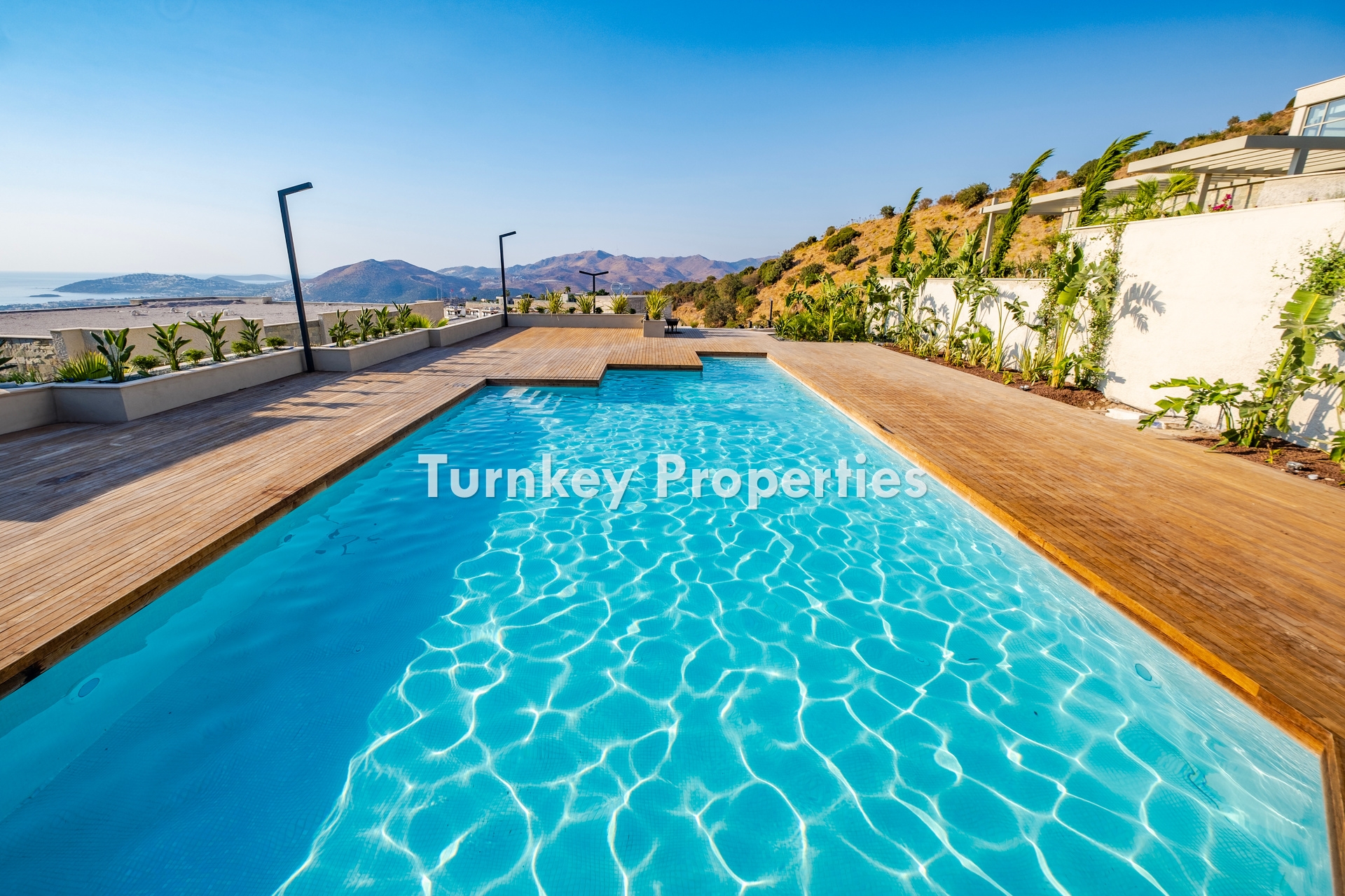 Turgutreis’te Kaliminos ve Marina Manzaralı 3+1 Satılık Daire | Ortak Havuz, Yerden Isıtma, Jeneratör ve Su Deposu Özellikleriyle