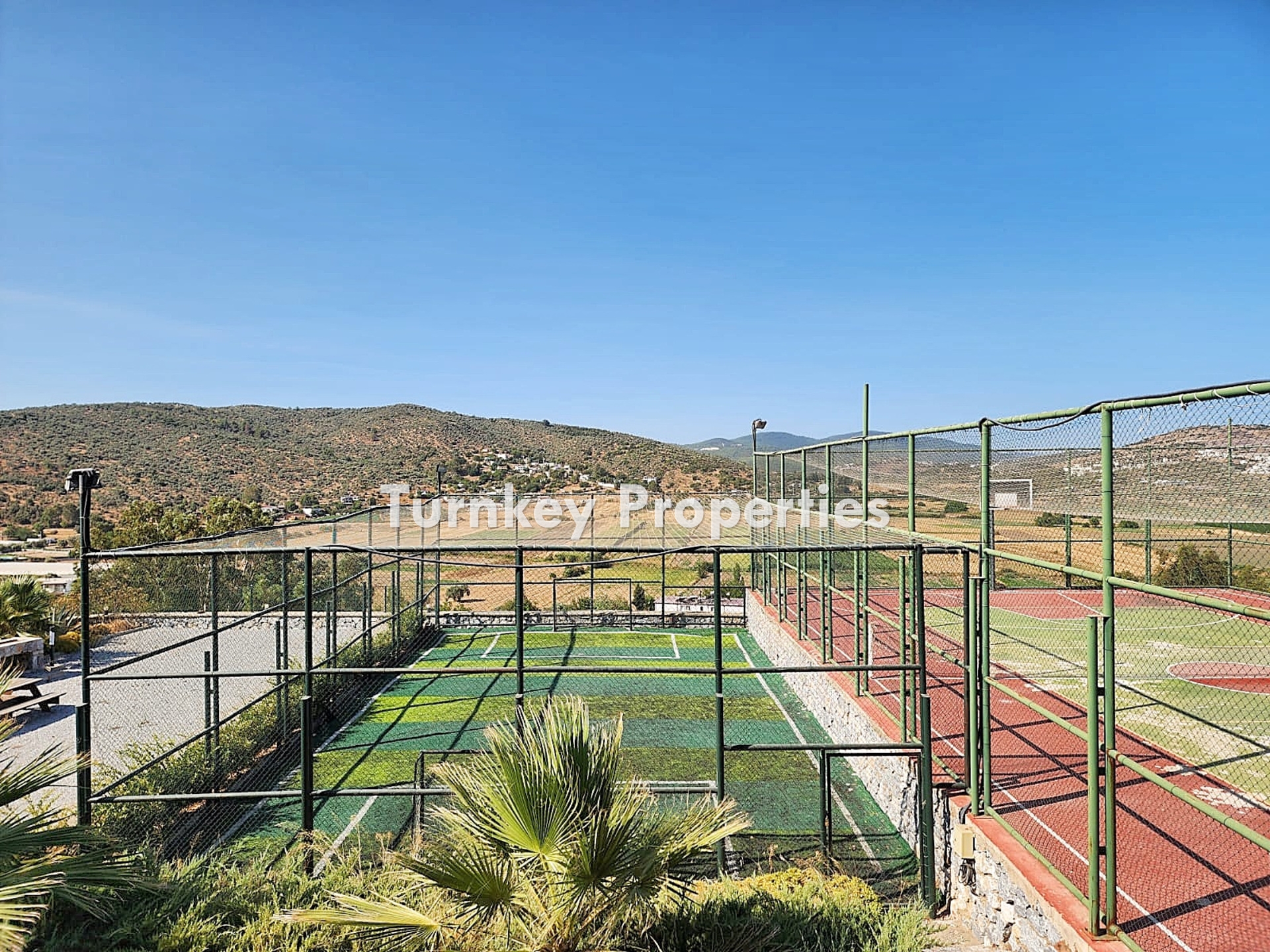 Dörttepe Dream Village Satılık Bahçeli Dubleks Villa Site İçinde