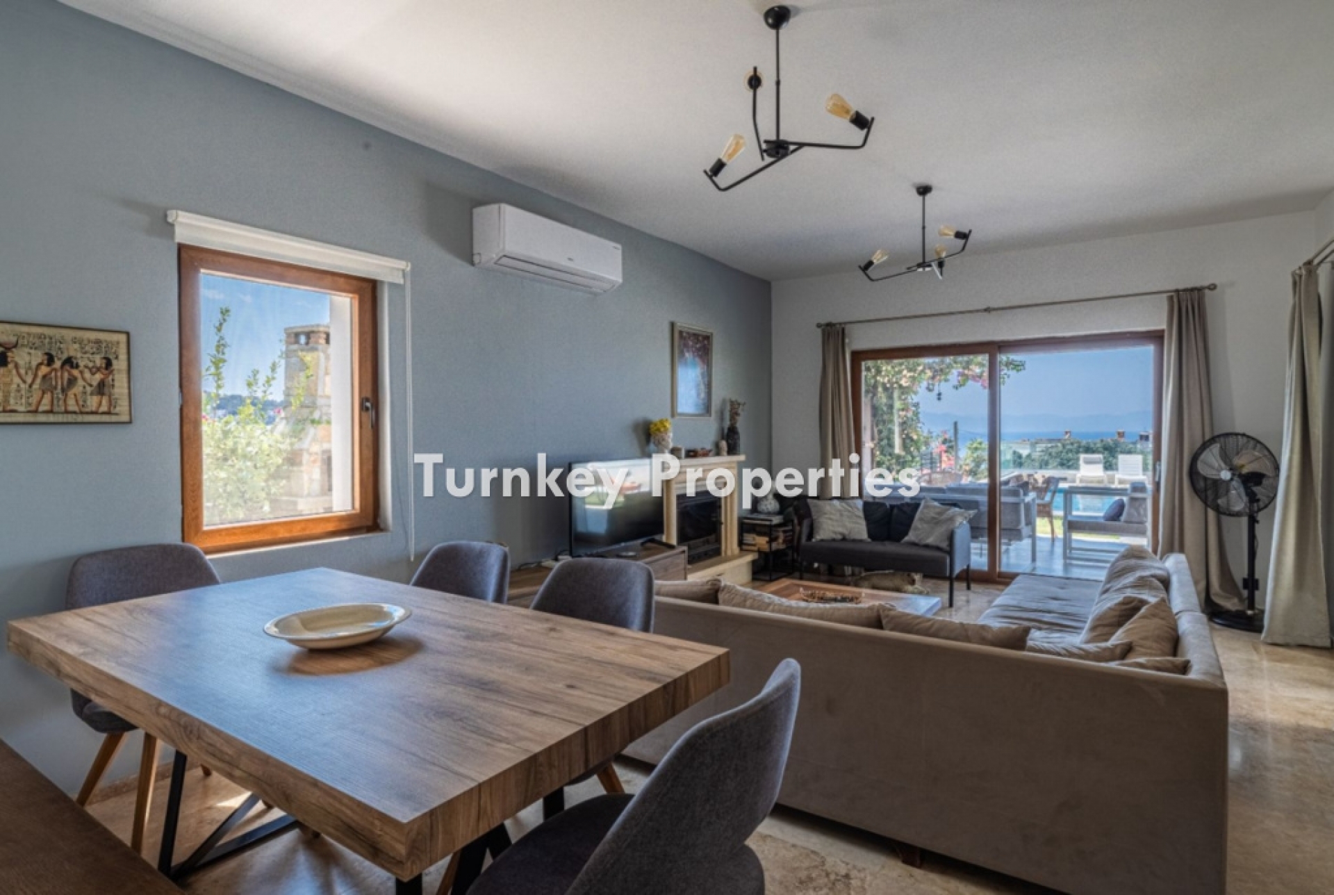 Gümüşlük Satılık Dubleks Villa Deniz Manzaralı Özel Havuzlu