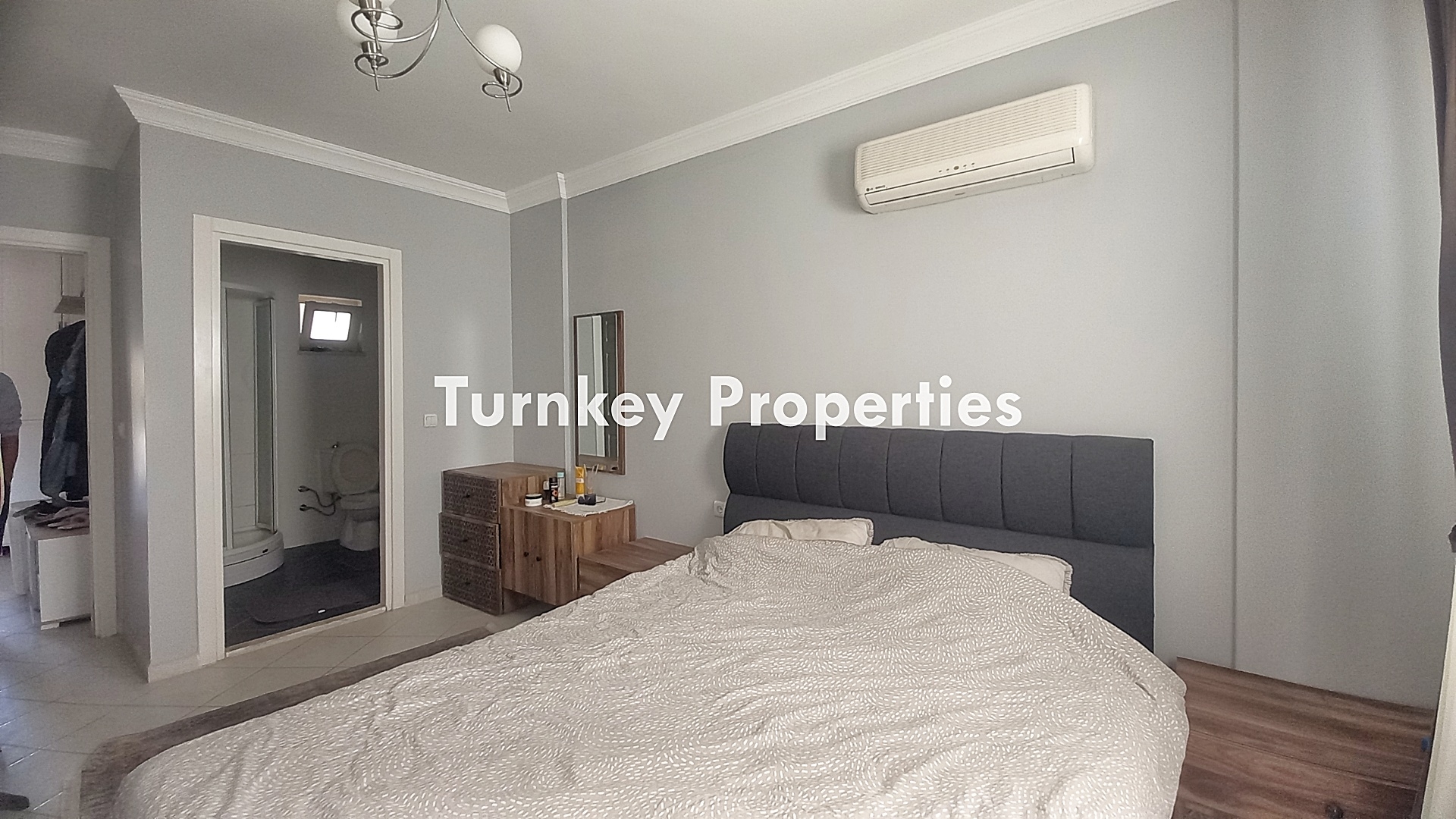 Bodrum, Adabükü Satılık Ev | Yüzme Havuzları, Çocuk Oyun Alanları, Aquapark, Türk Hamamı, Sauna, Fitness