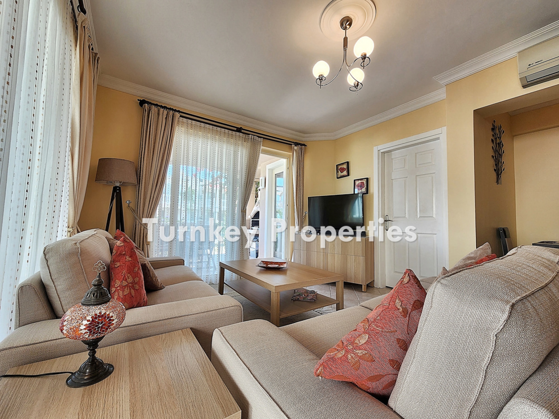 Milas Satılık Daire Flamingo Country Club Göl Manzaralı Yaşam