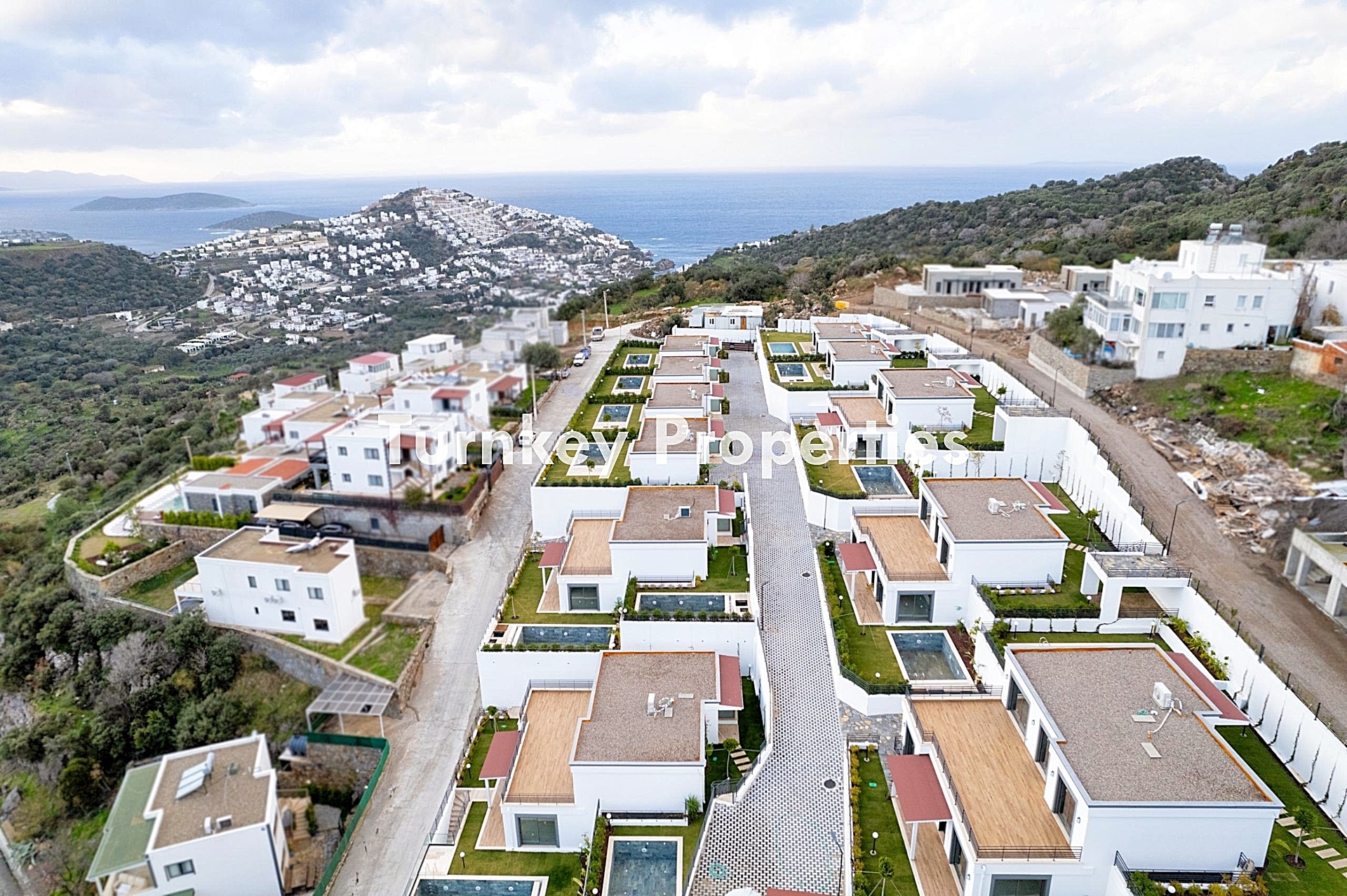 Yalıkavak Satılık Villa Deniz Manzaralı Özel Havuzlu Bahçeli Ev