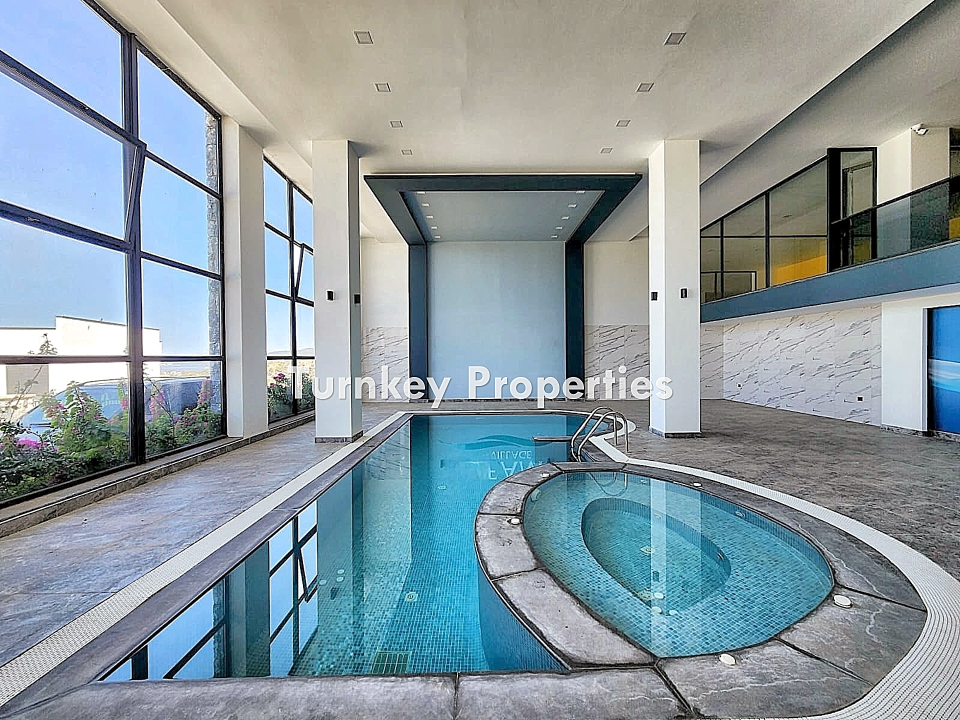 Dörttepe Satılık Dubleks Göl Manzaralı Site İçinde Ev Bahçeli Yeni