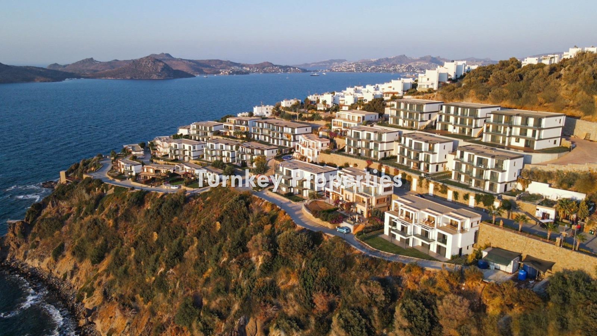 Yalıkavak Yalı Evleri Satılık Dubleks Villa Denize Sıfır Gün Batımı