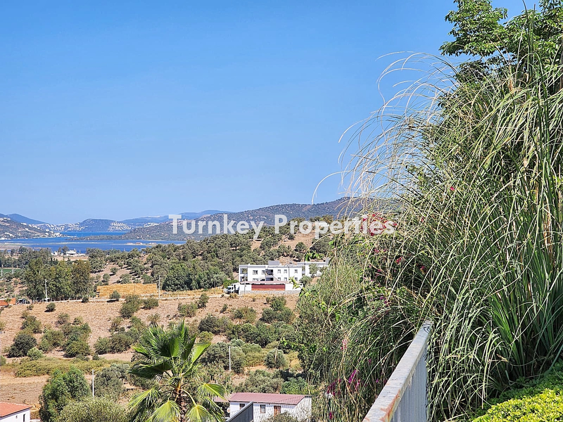 Dörttepe Dream Village Satılık Bahçeli Dubleks Villa Site İçinde