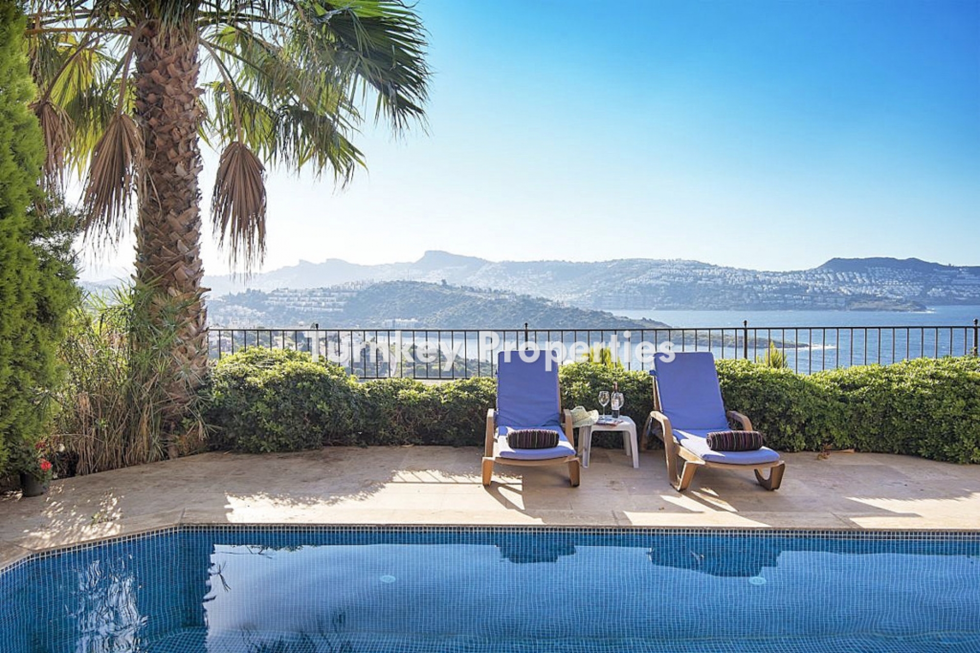 Gündoğan Küçükbük Satılık Villa Özel Havuzlu Deniz Manzaralı