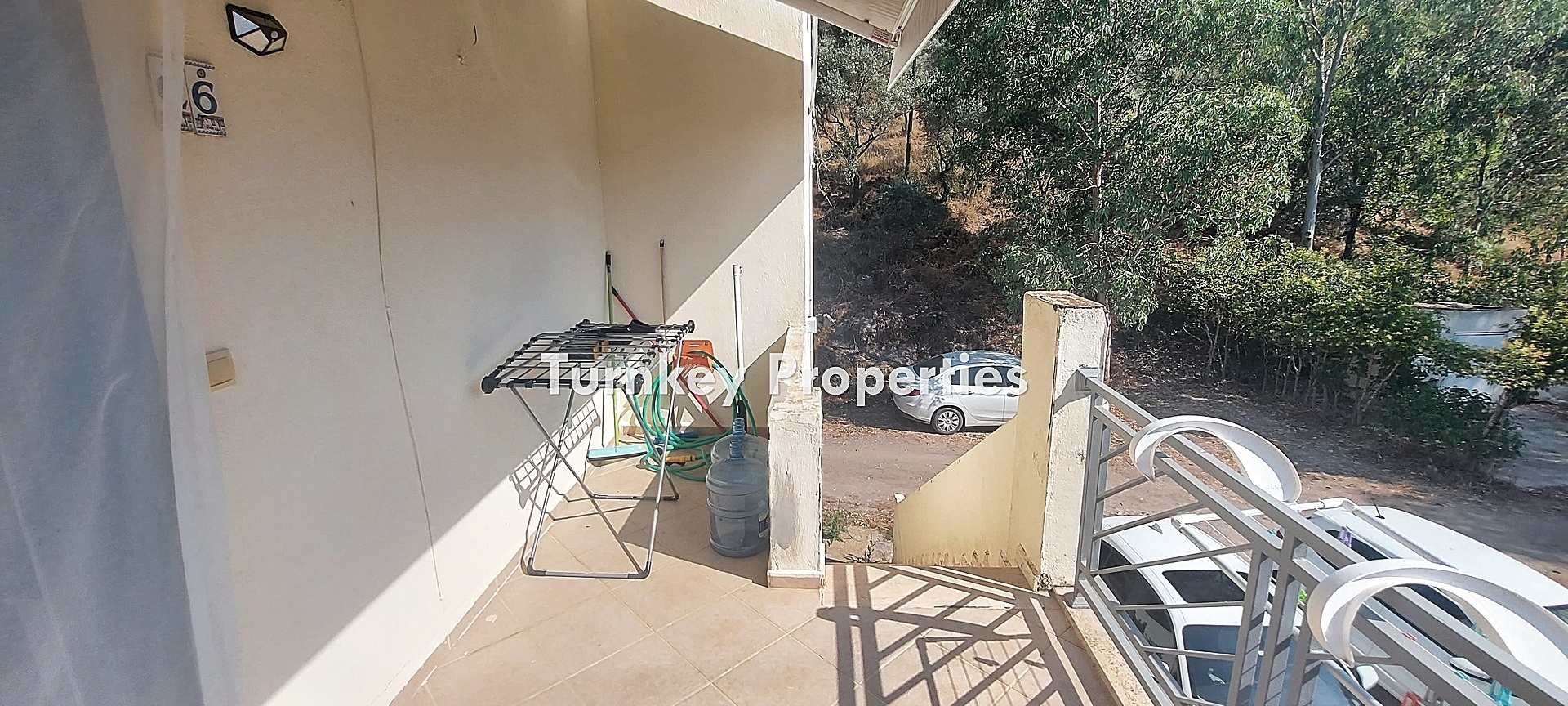 Dörttepe Satılık Daire Site İçinde Eşyalı Havuzlu Konforlu