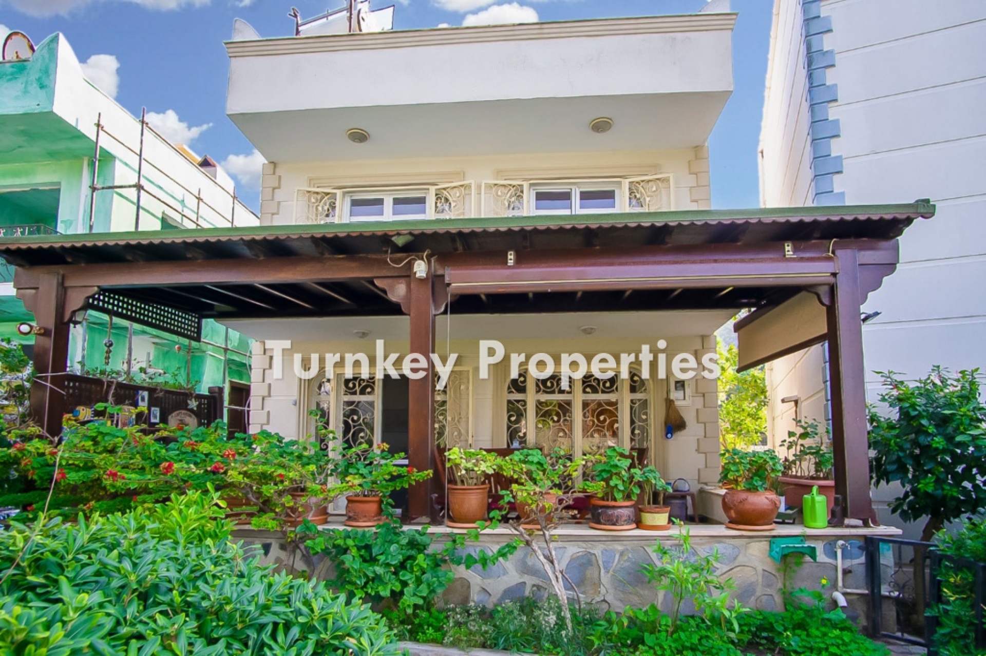 Güvercinlik Satılık Villa Denize Yakın Deniz Manzaralı Geleneksel