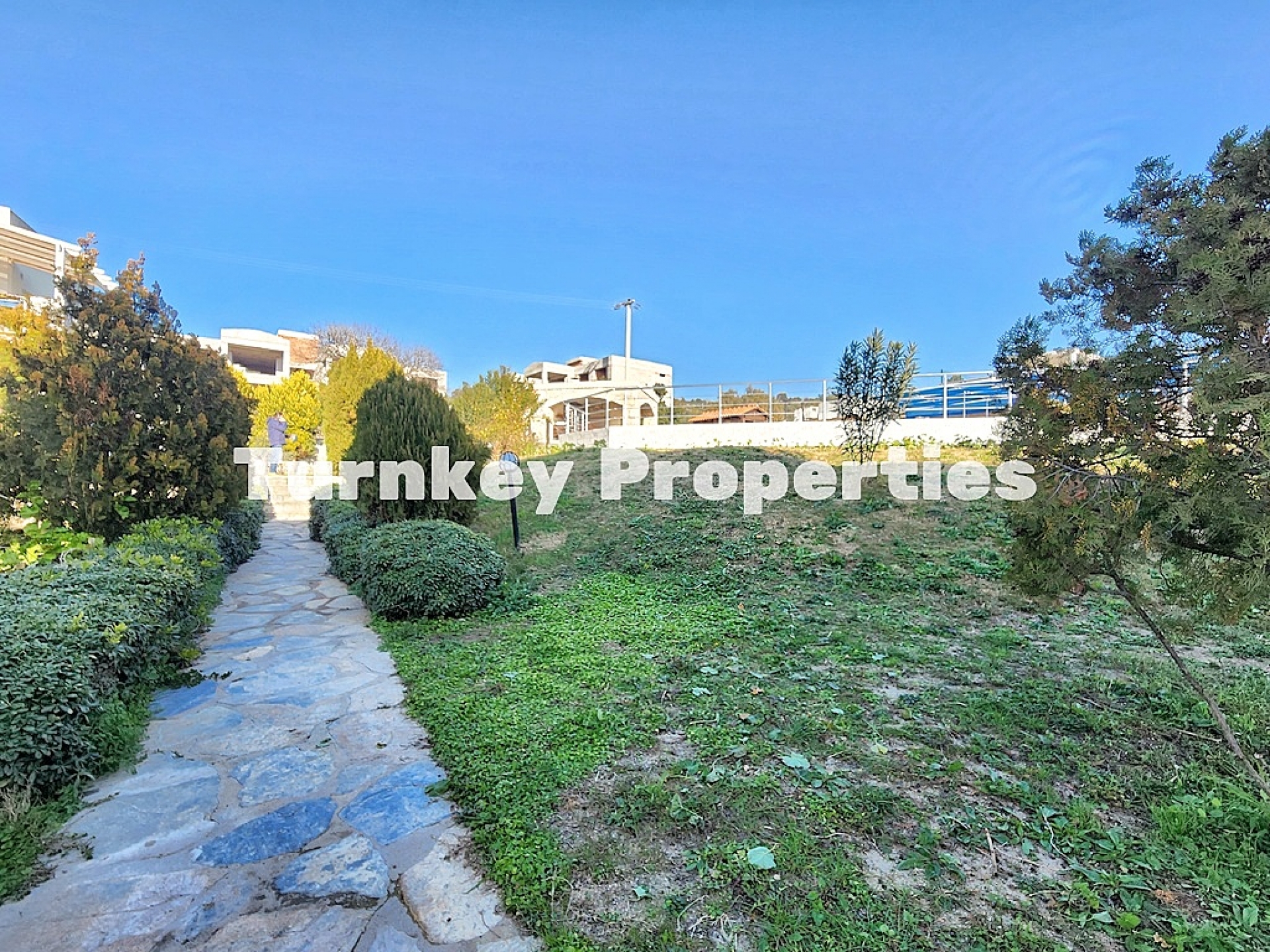 Dörttepe'de Satılık Bahçe Katı – Doğa ile İç İçe Yaşam, Yüksek Kira Getirisi