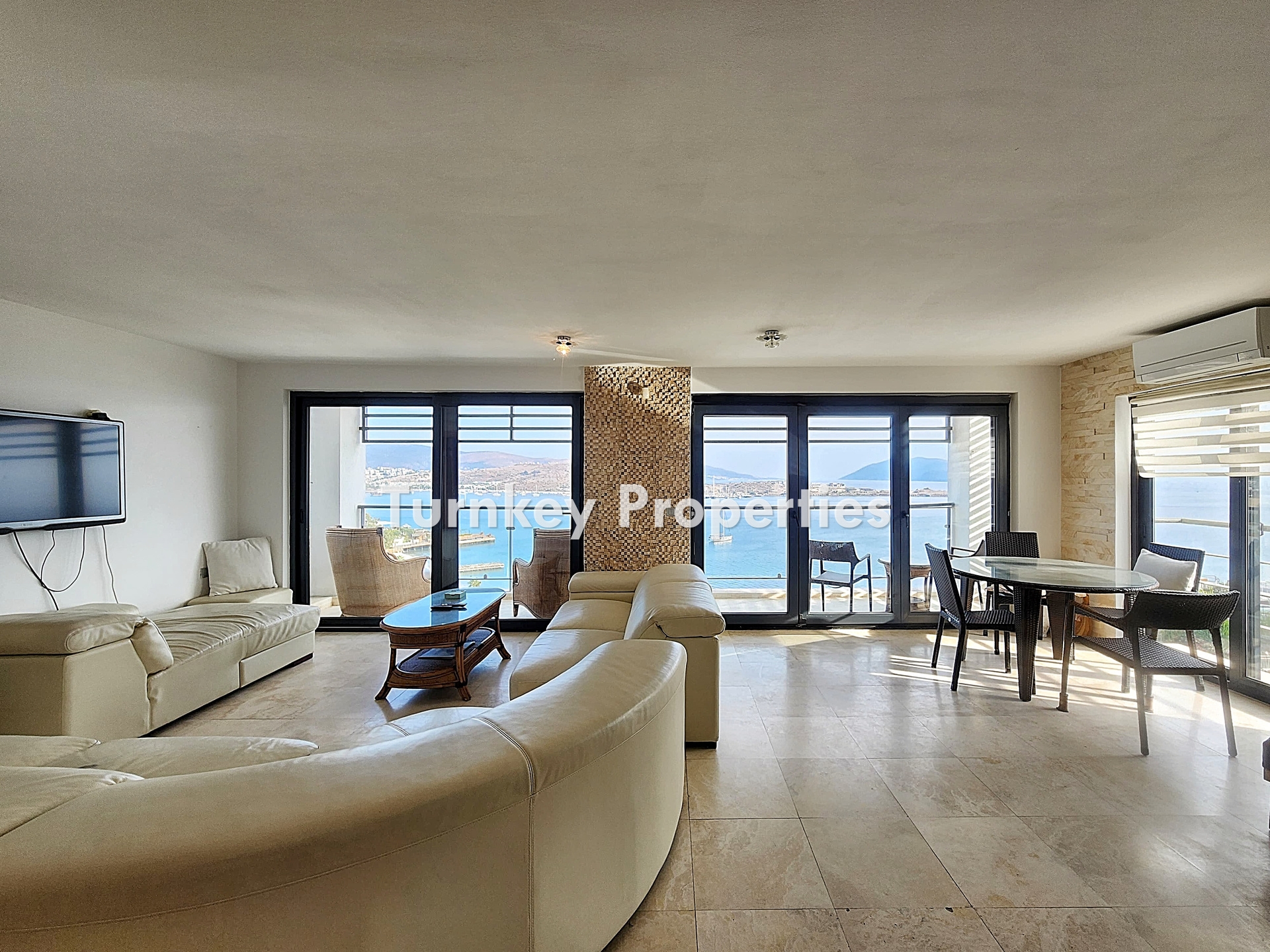 Bitez Gümbet Arası Satılık Denize Sıfır Deniz Manzaralı Daire