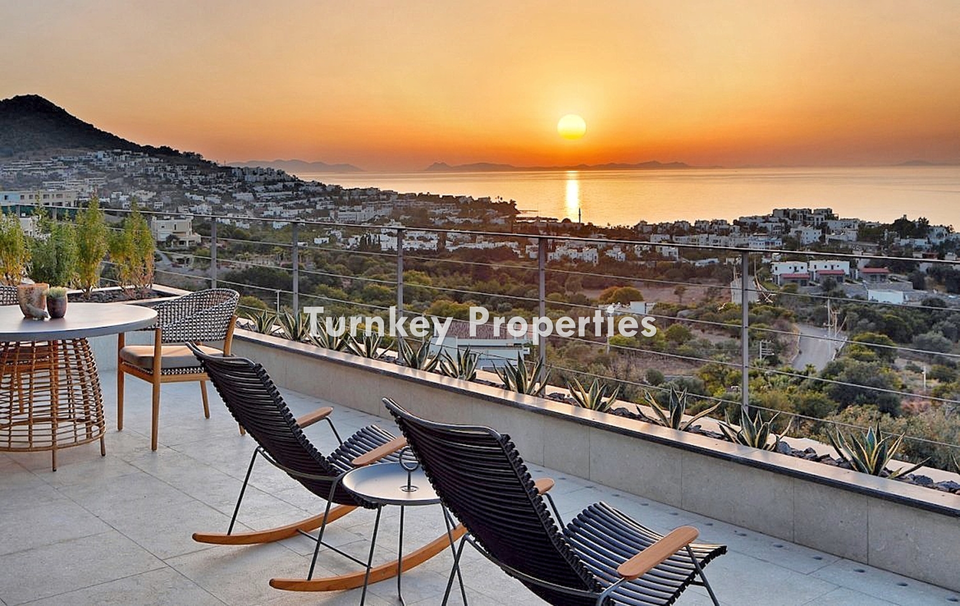 Yalıkavak'ta Satılık 6+1 Lüks Villa, Marina Manzaralı ve Özel Havuzlu