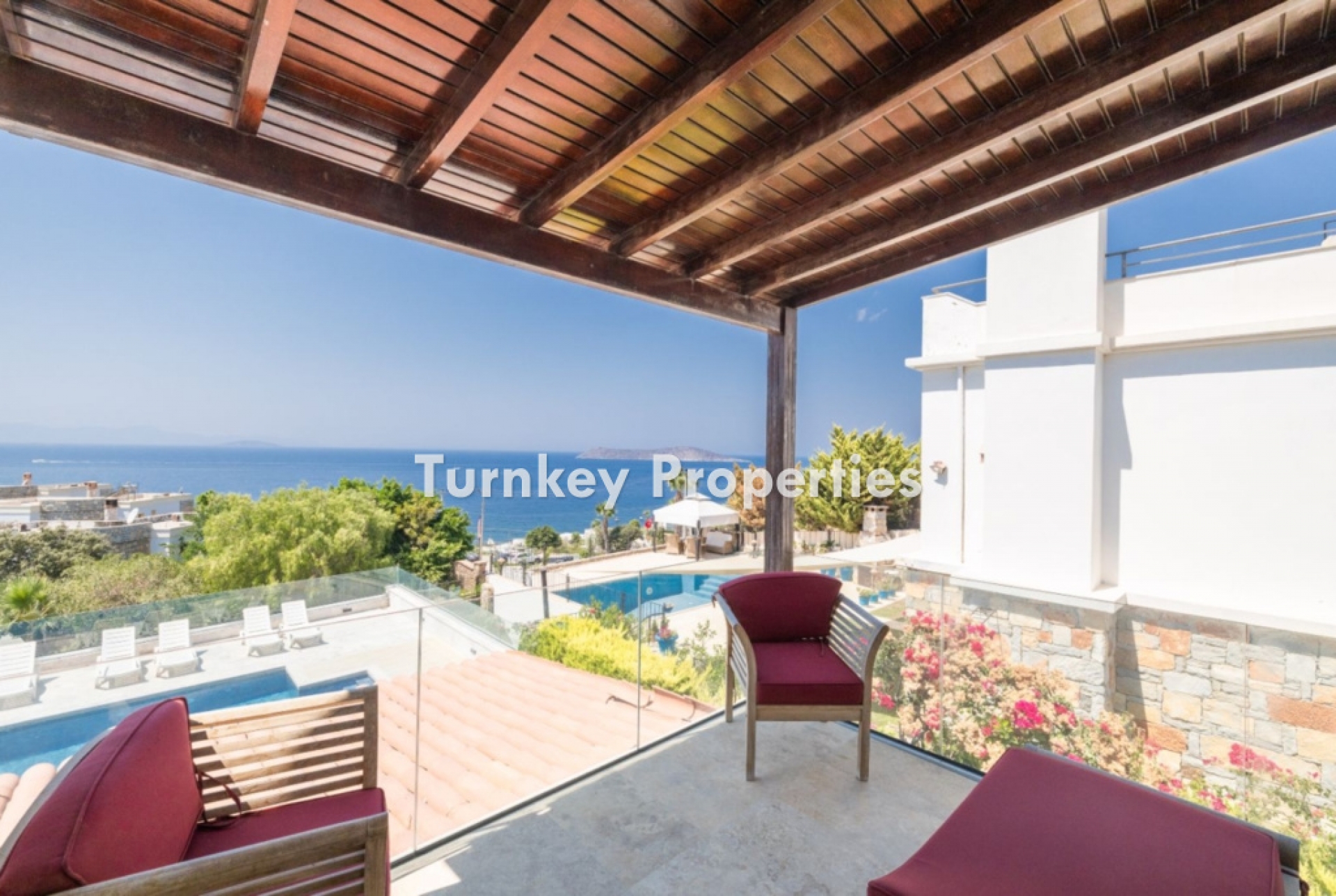 Gümüşlük Satılık Dubleks Villa Deniz Manzaralı Özel Havuzlu