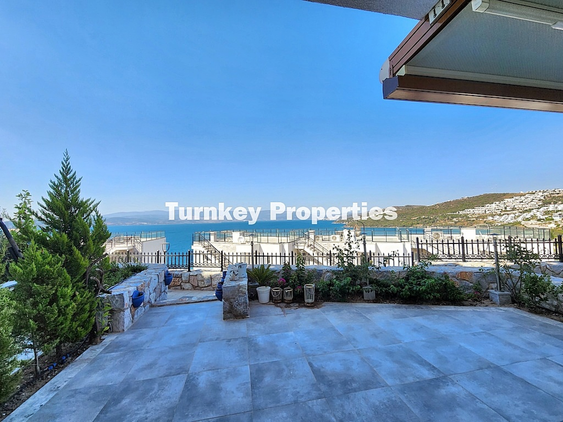 Adabükü Satılık Konut Doğa İçinde Geniş Sosyal Alanlı Proje Yaşam