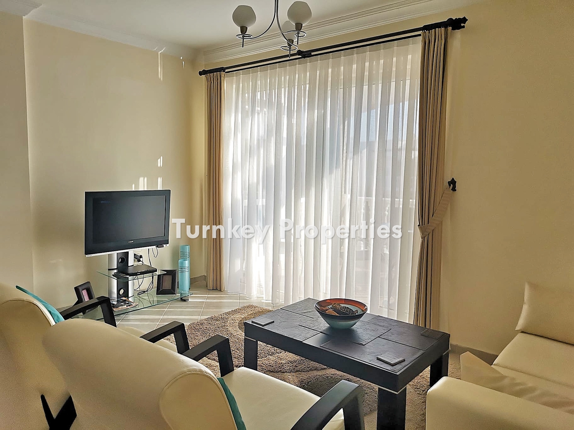 Boğaziçi Satılık Daire | Deniz Manzaralı ve Sosyal Olanaklı