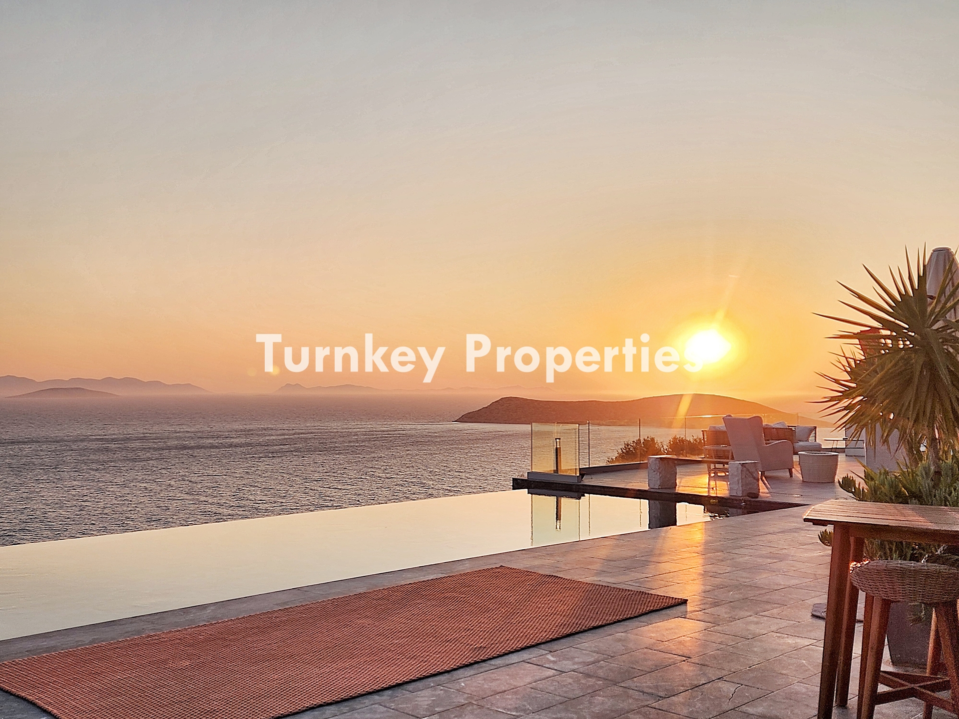 Bodrum Gümüşlük Satılık Villa Yunan Adaları ve Gün Batımı Manzara