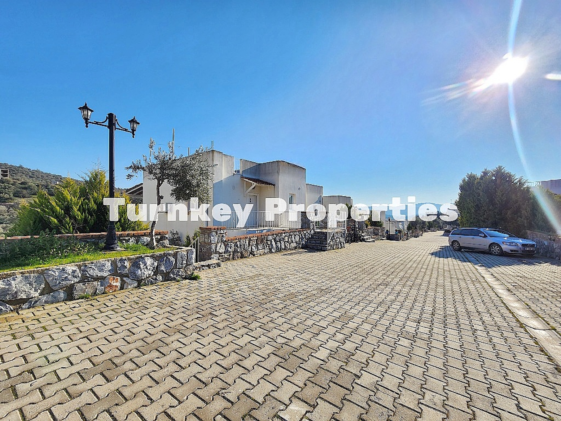 Dörttepe'de Satılık Bahçe Katı – Doğa ile İç İçe Yaşam, Yüksek Kira Getirisi