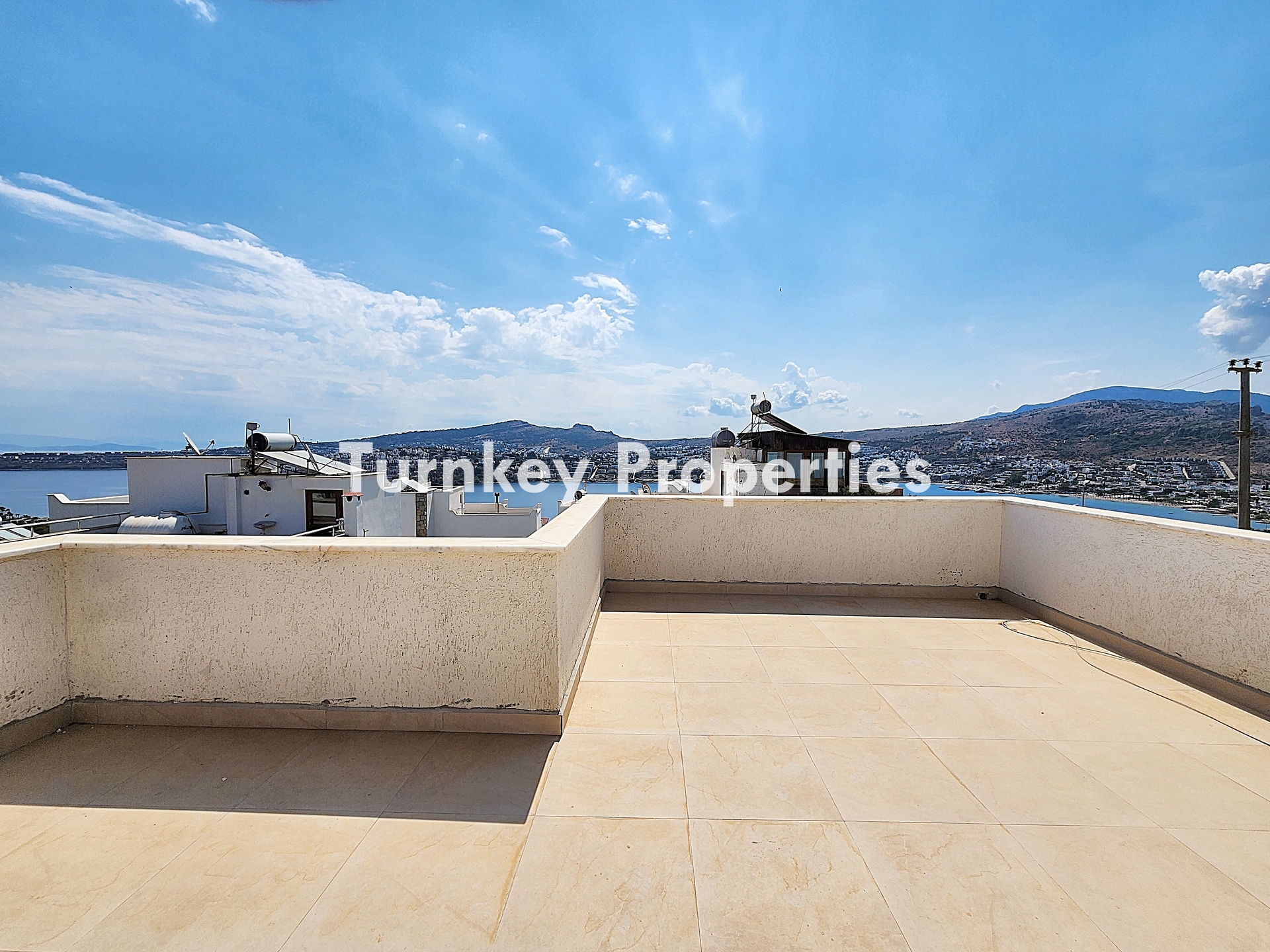 Yalıkent Gündoğan Satılık Villa 2+1 Baia Hotel Bodrum Civarı