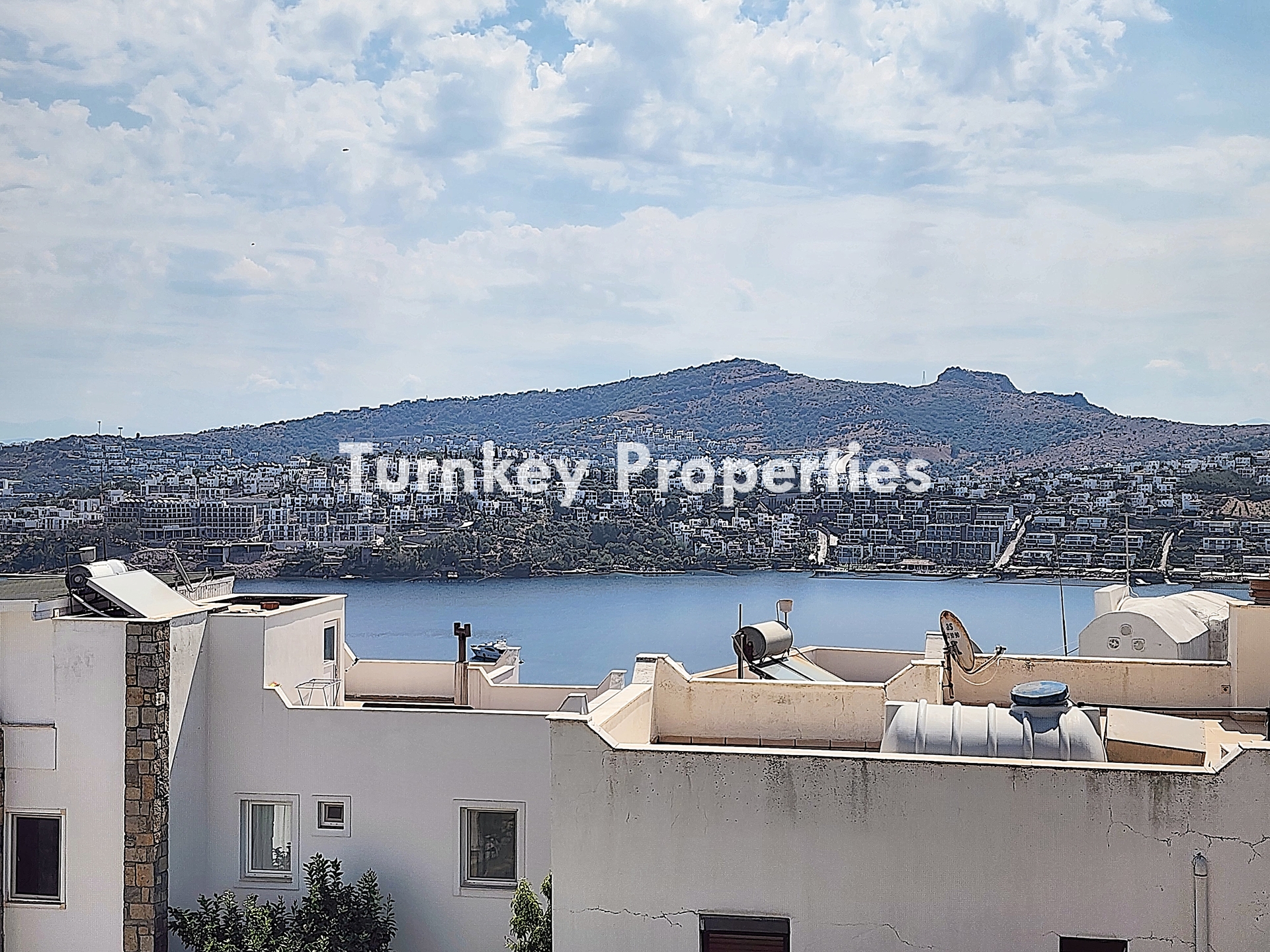 Yalıkent Gündoğan Satılık Villa 2+1 Baia Hotel Bodrum Civarı