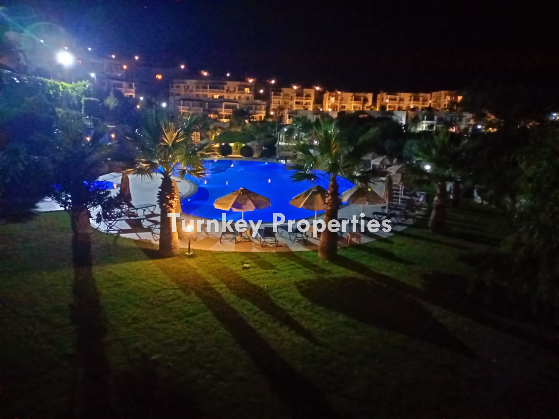 Bodrum Boğaziçi Satılık Bahçe Katı Daire Flamingo Gölü Manzaralı